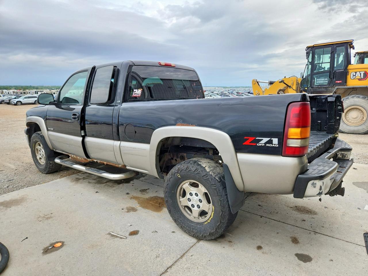 2000 Chevrolet Silverado K1500 Черный vin: 2GCEK19T7Y1383390
