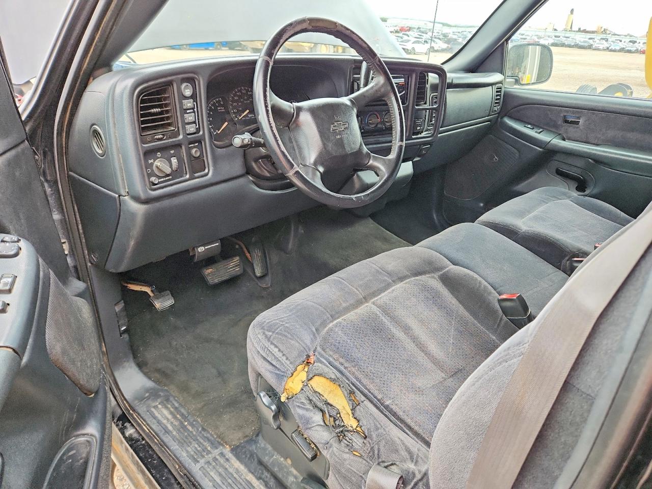 2000 Chevrolet Silverado K1500 Черный vin: 2GCEK19T7Y1383390