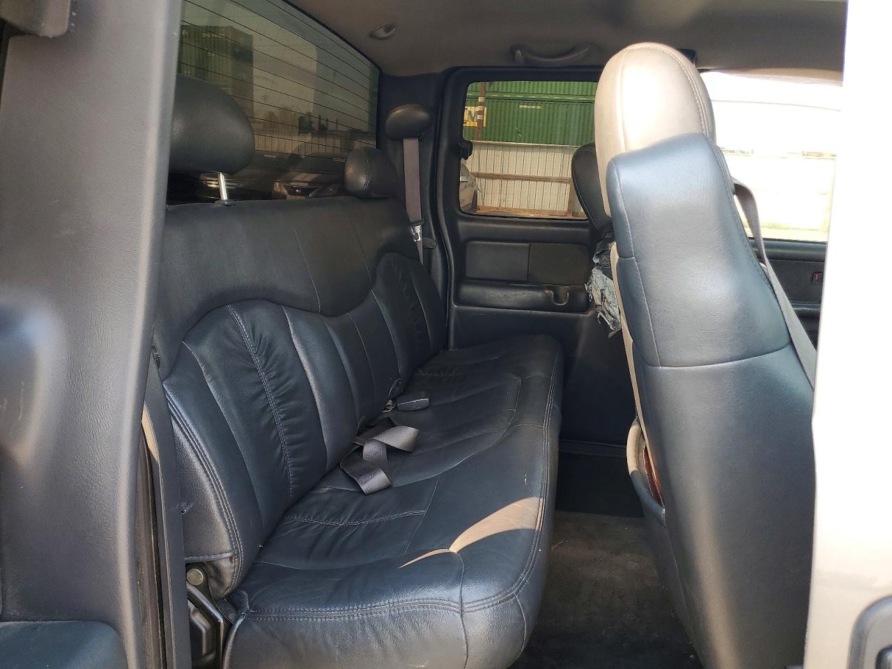 2002 Chevrolet Silverado K1500 Серый vin: 2GCEK19T821231660