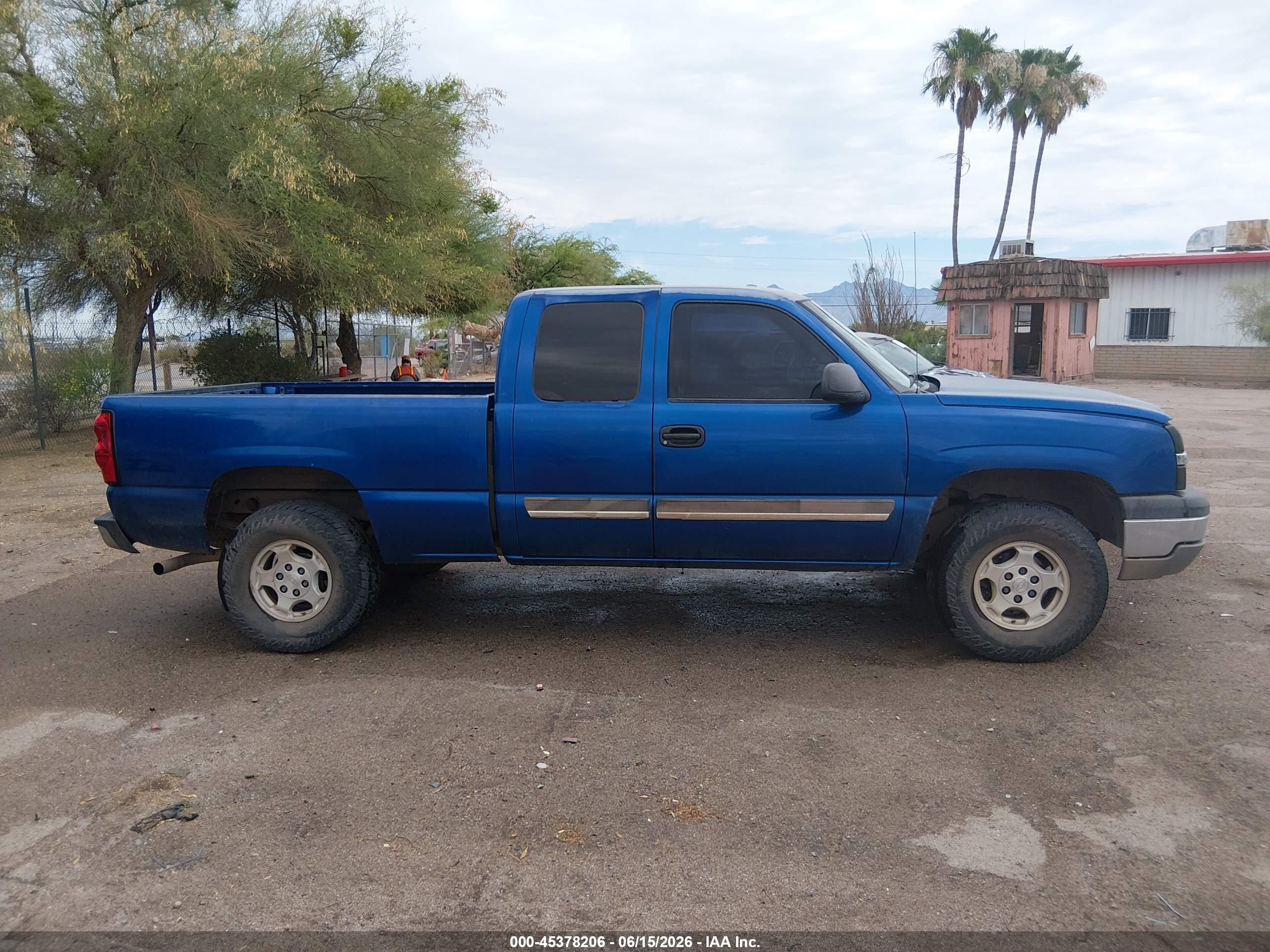 2003 Chevrolet Silverado 1500 Ls Синий vin: 2GCEK19T831178072