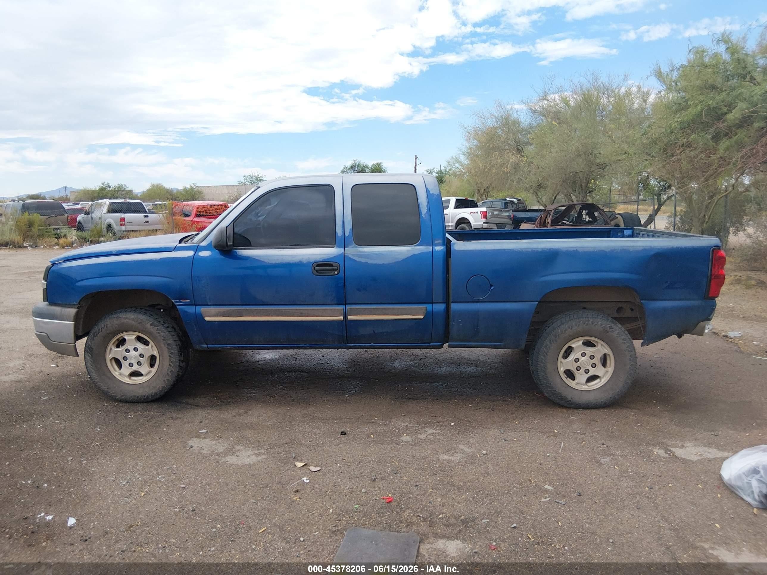 2003 Chevrolet Silverado 1500 Ls Синий vin: 2GCEK19T831178072