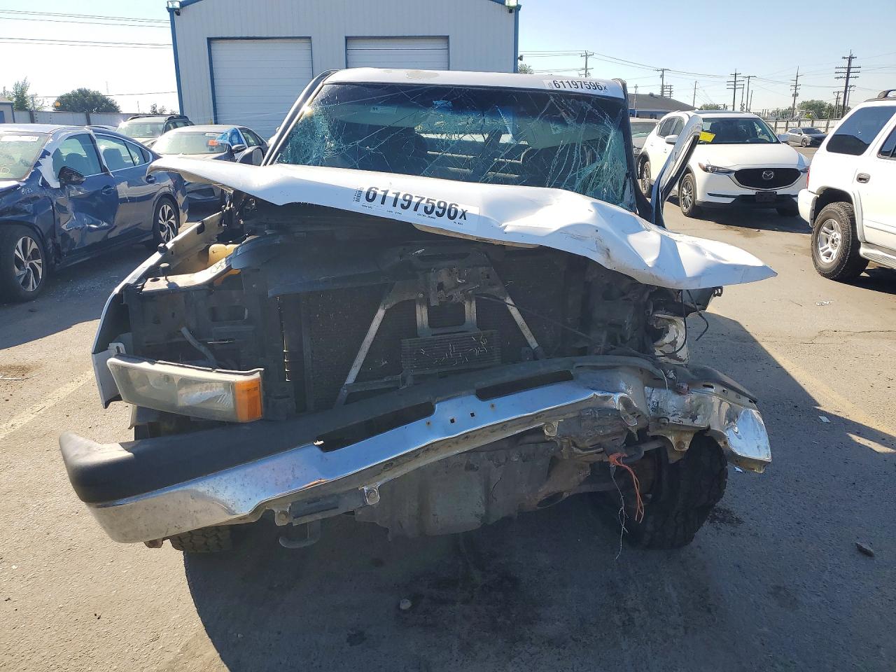 2003 Chevrolet Silverado K1500 White vin: 2GCEK19T831187676