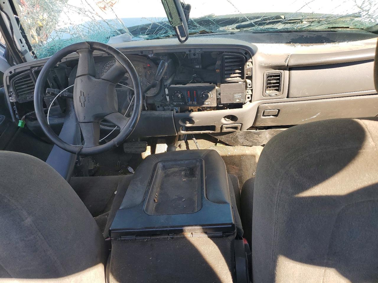 2003 Chevrolet Silverado K1500 White vin: 2GCEK19T831187676