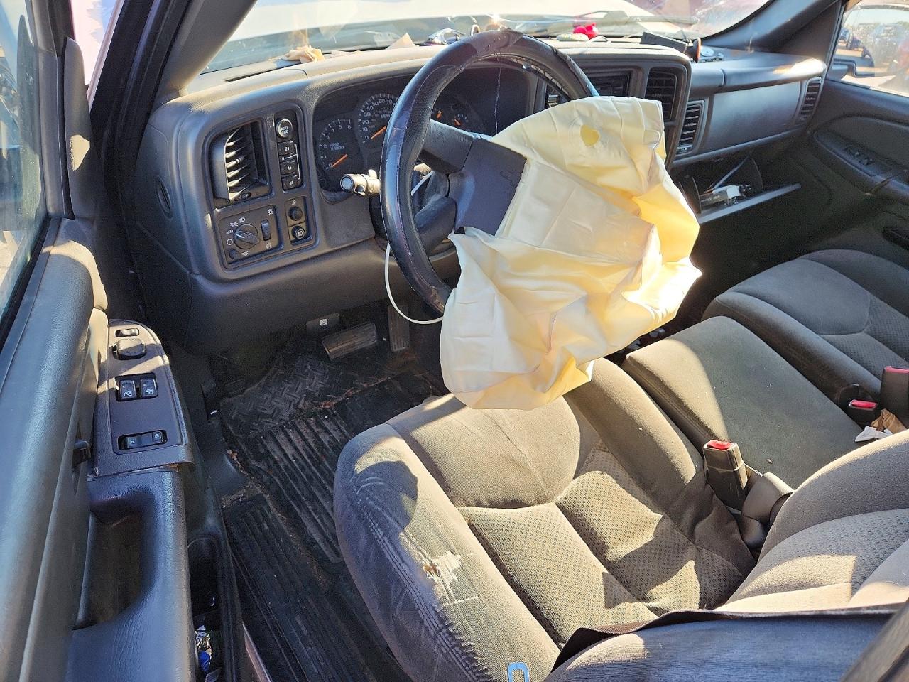 2004 Chevrolet Silverado K1500 Gray vin: 2GCEK19T841269439
