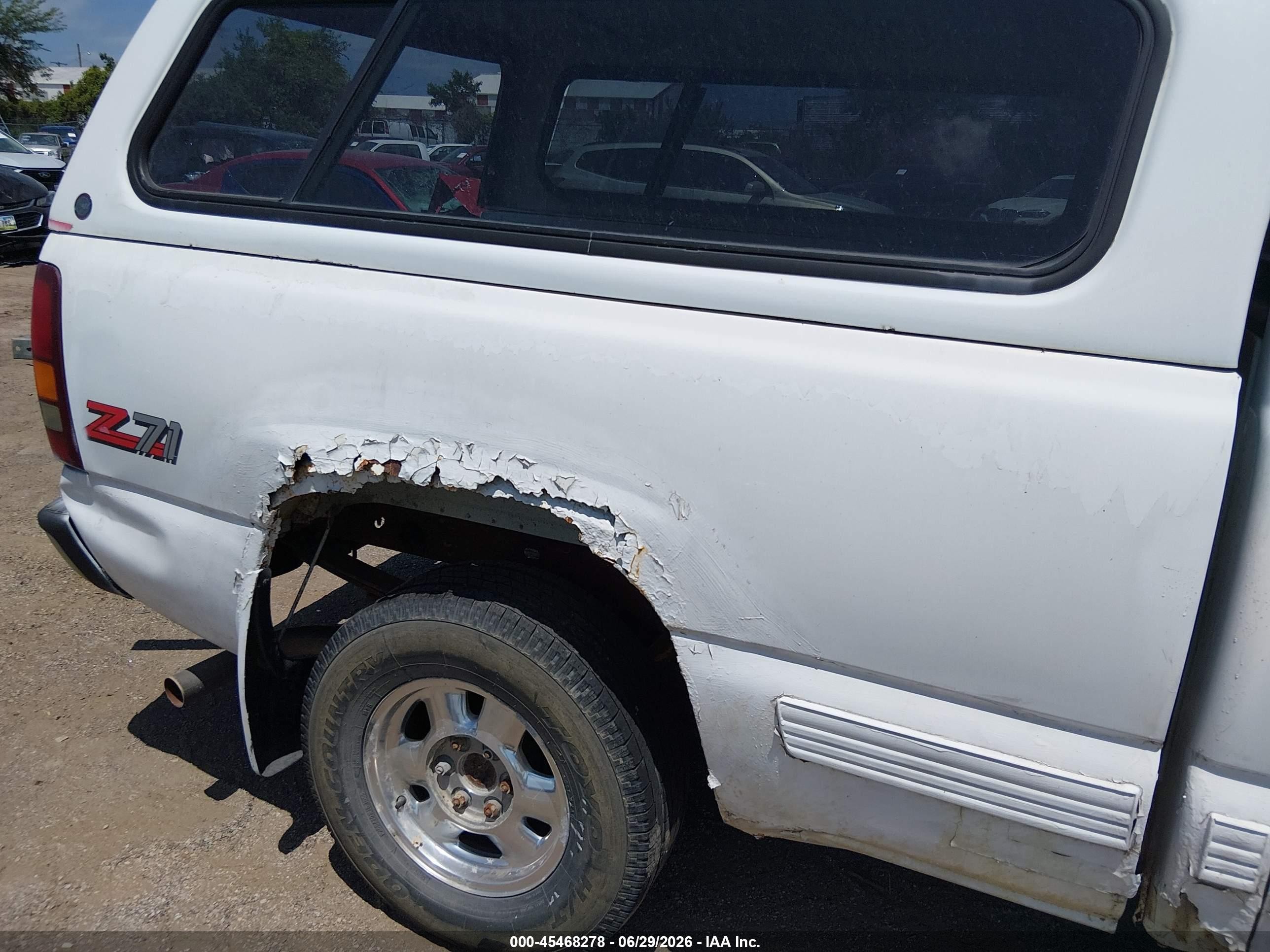 1999 Chevrolet Silverado 1500 Ls Белый vin: 2GCEK19T8X1253262