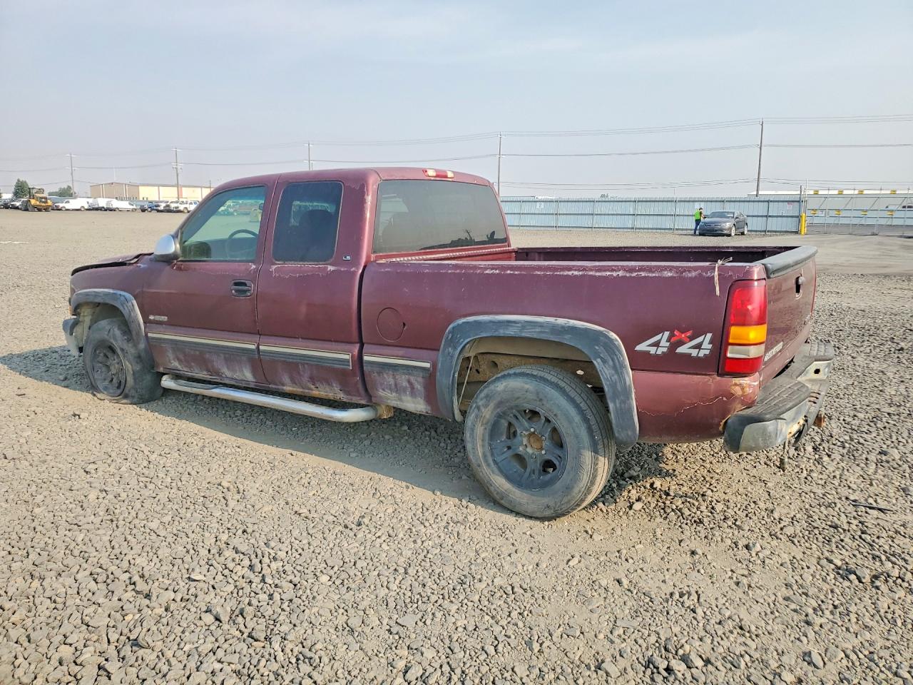2000 Chevrolet Silverado K1500 Red vin: 2GCEK19T8Y1176569