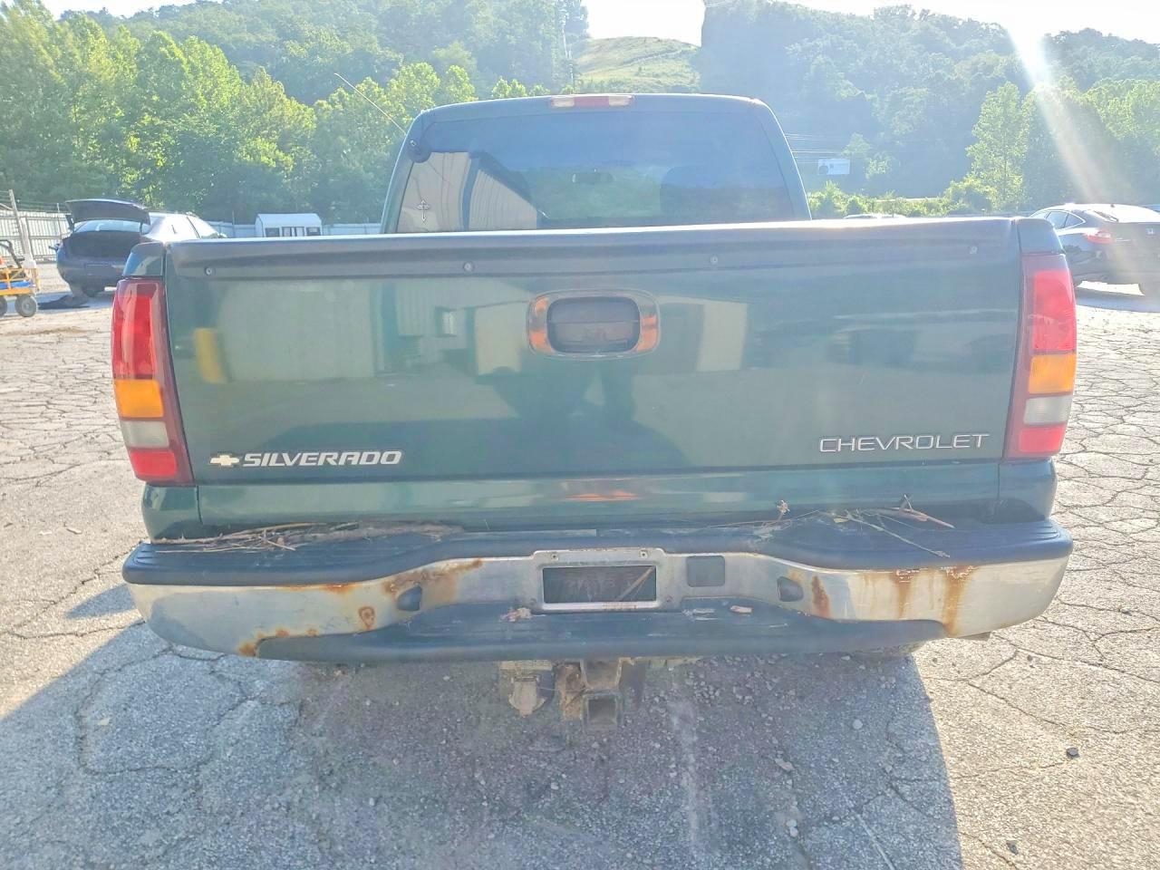 2002 Chevrolet Silverado K1500 Green vin: 2GCEK19T921348485