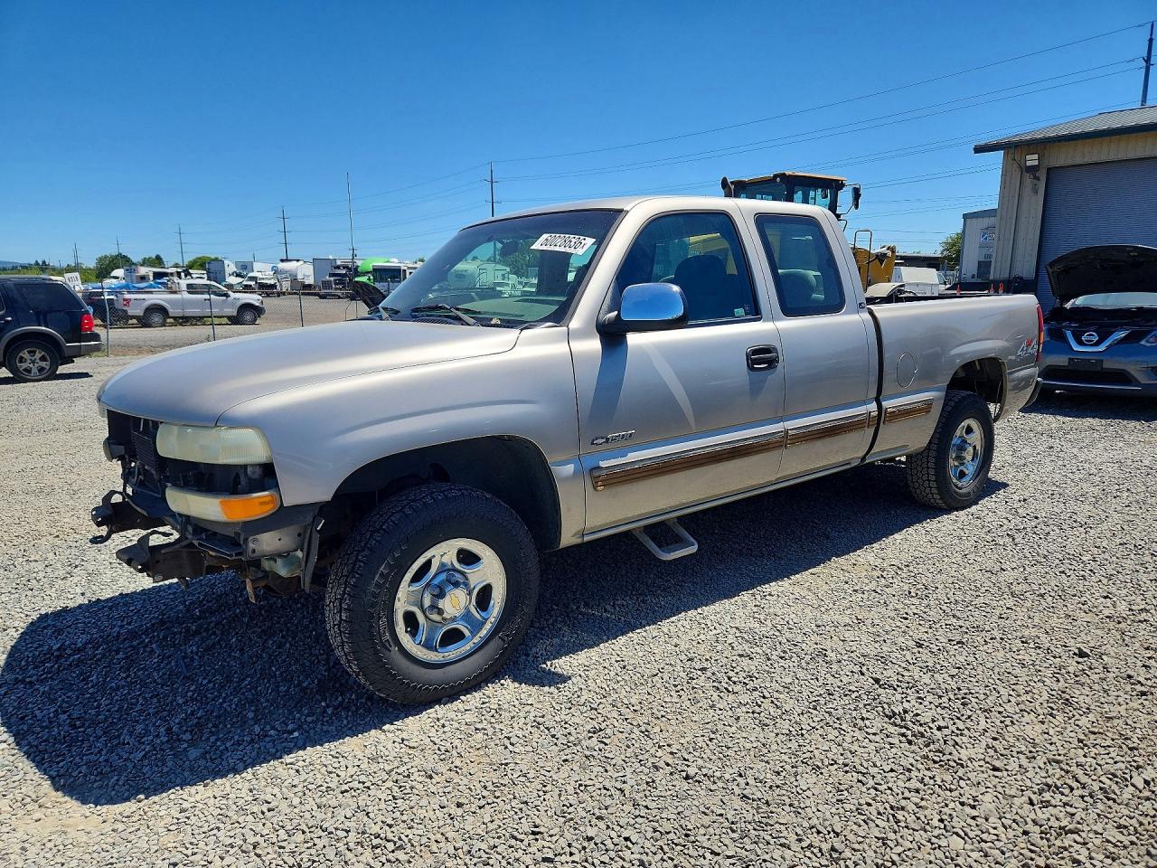 2002 Chevrolet Silverado K1500 Silver vin: 2GCEK19T921401931