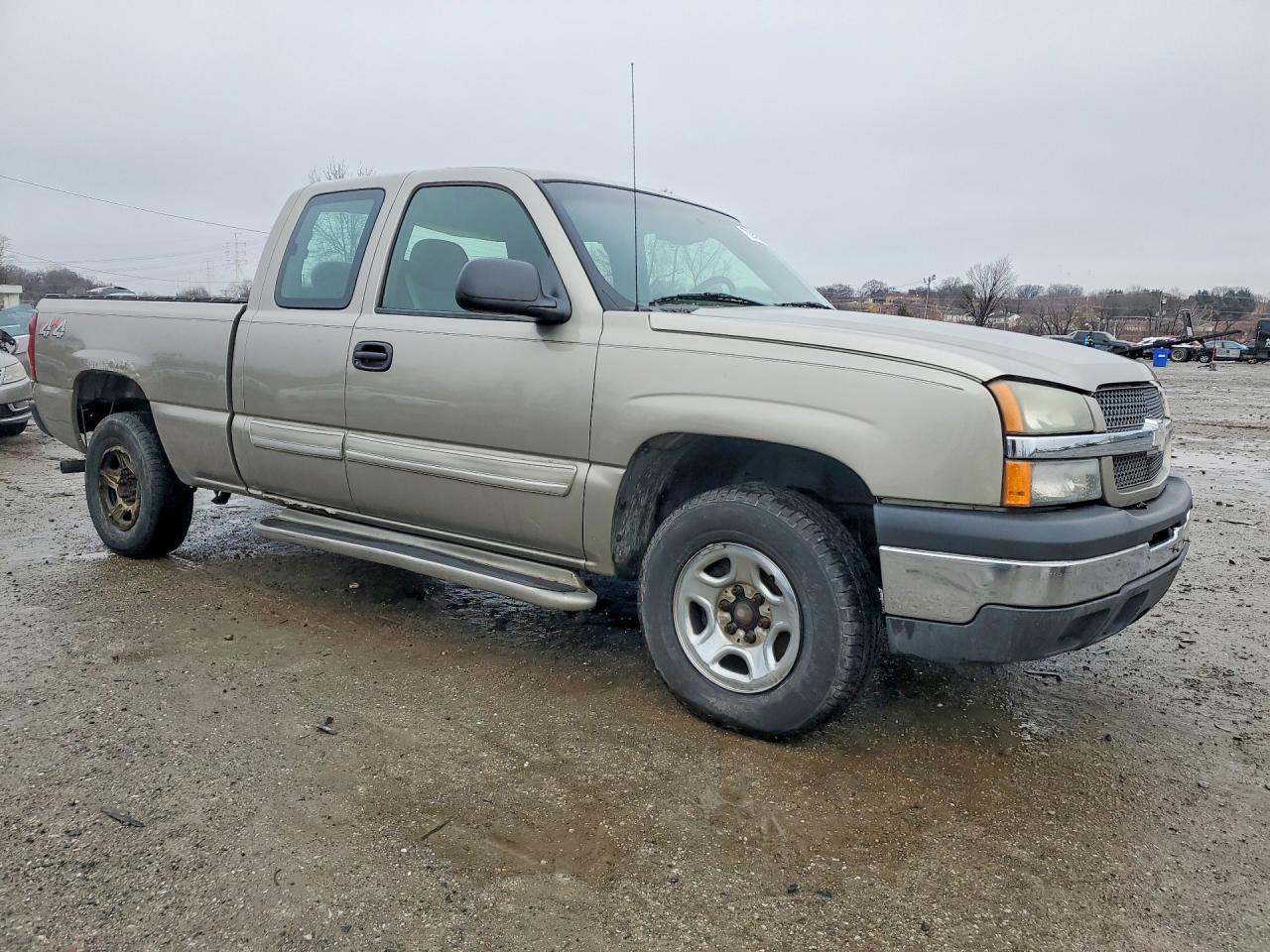 2003 Chevrolet Silverado K1500 Silver vin: 2GCEK19T931115532