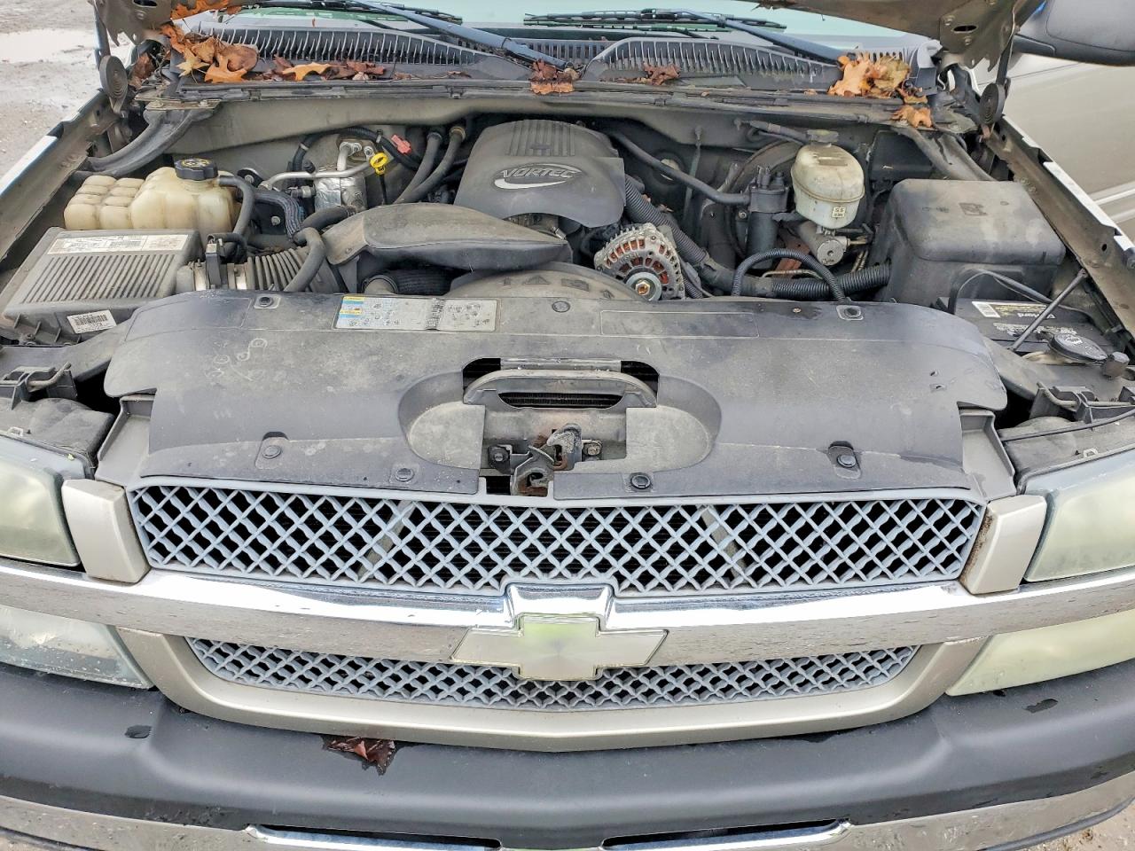 2003 Chevrolet Silverado K1500 Silver vin: 2GCEK19T931115532