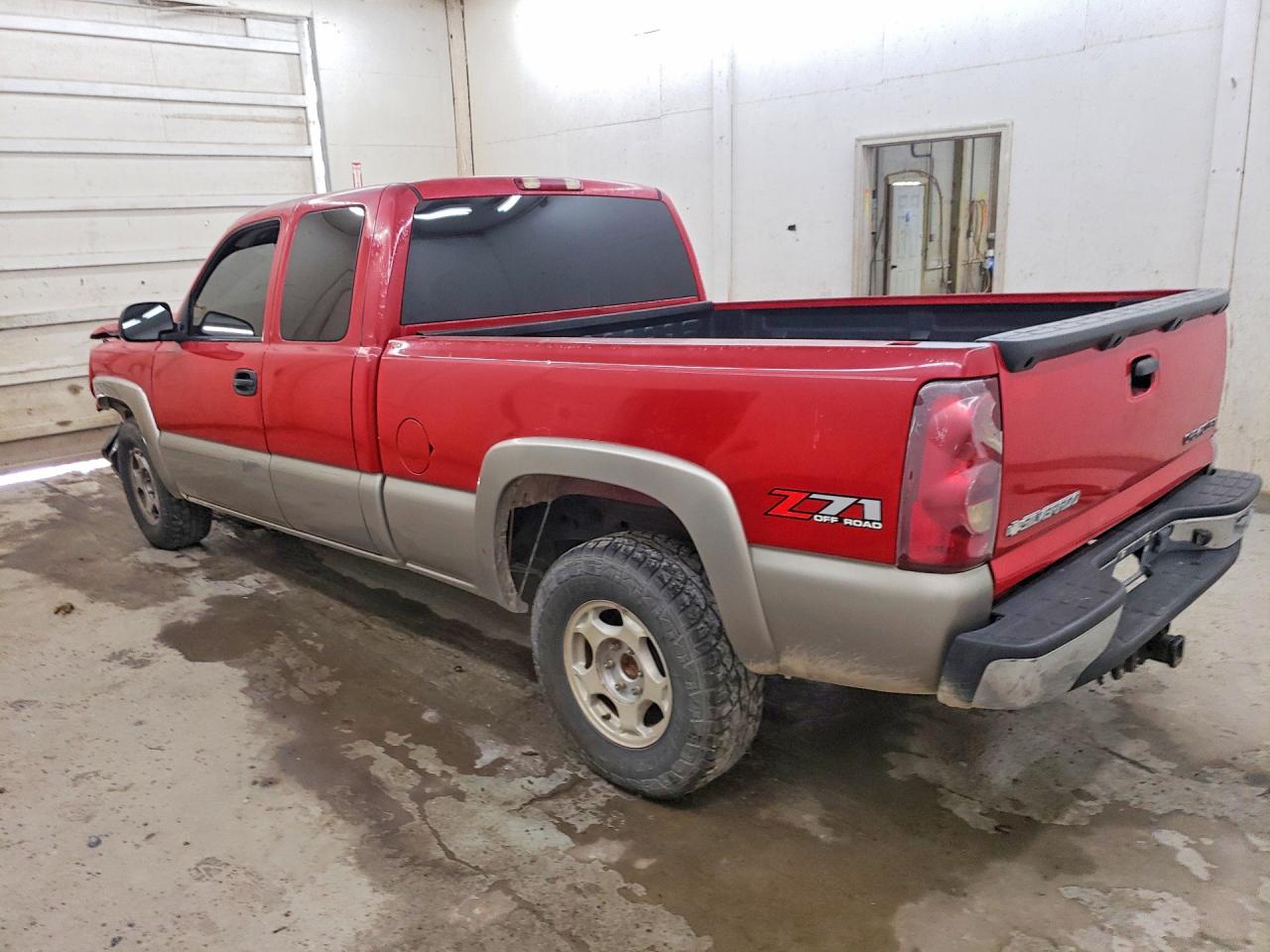 2003 Chevrolet Silverado K1500 Red vin: 2GCEK19T931329758