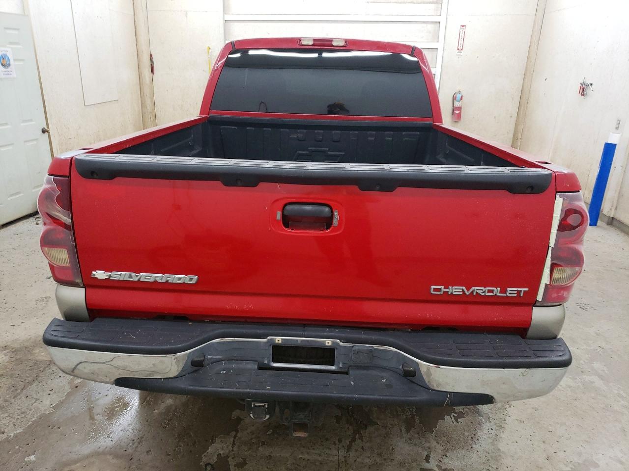 2003 Chevrolet Silverado K1500 Red vin: 2GCEK19T931329758