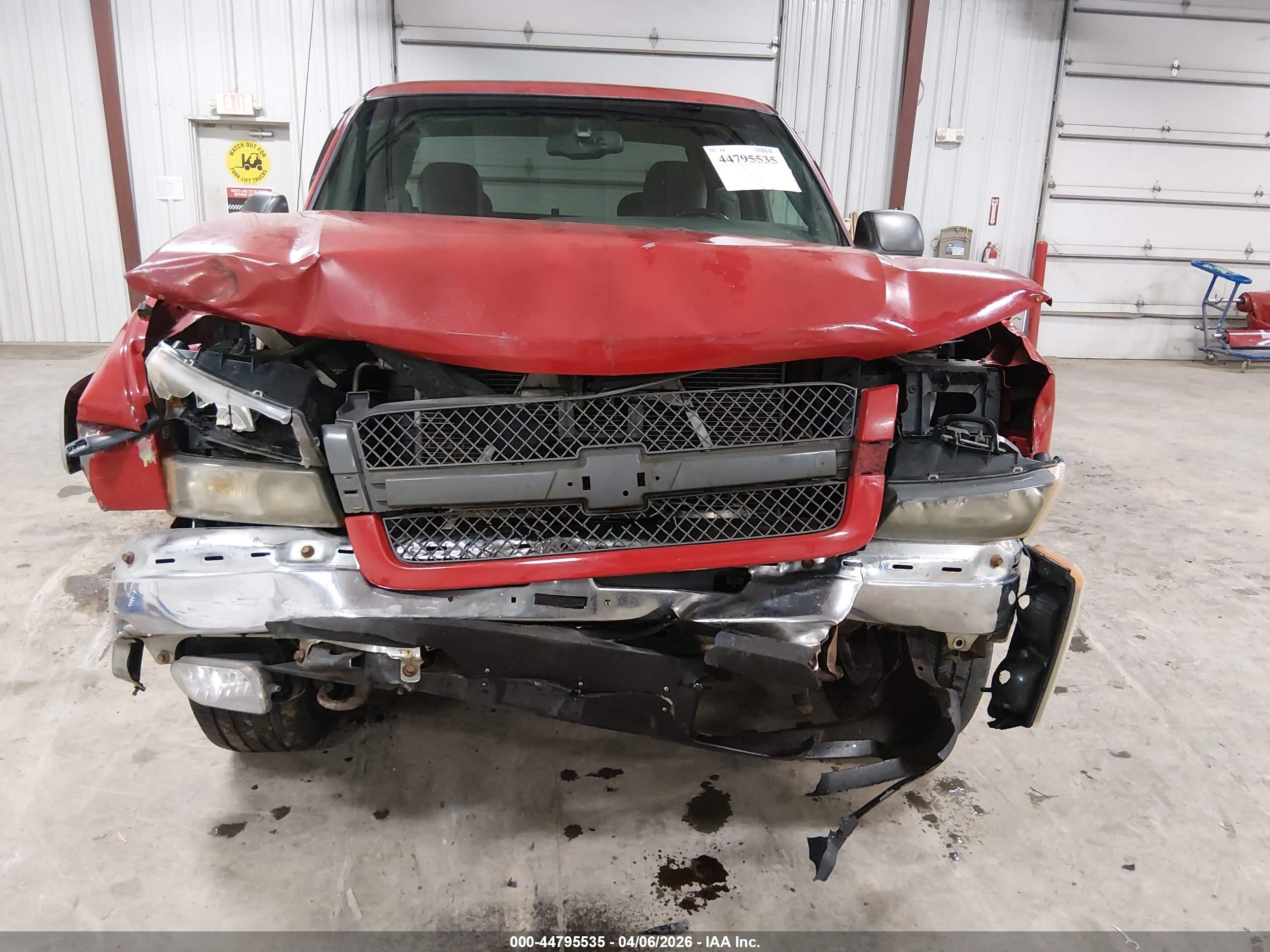2003 Chevrolet Silverado 1500 Ls Красный vin: 2GCEK19T931342901