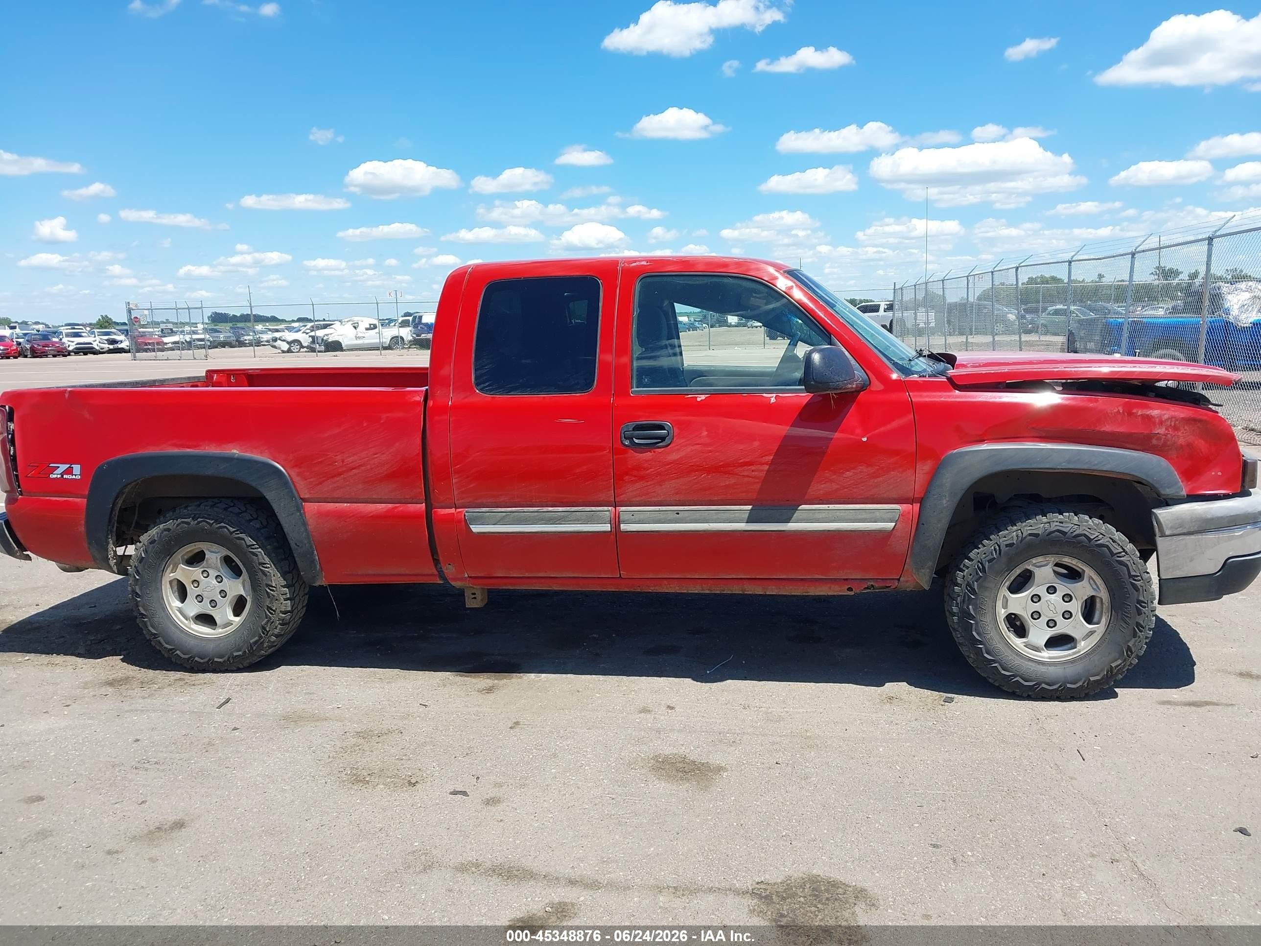 2003 Chevrolet Silverado 1500 Ls Красный vin: 2GCEK19T931381696