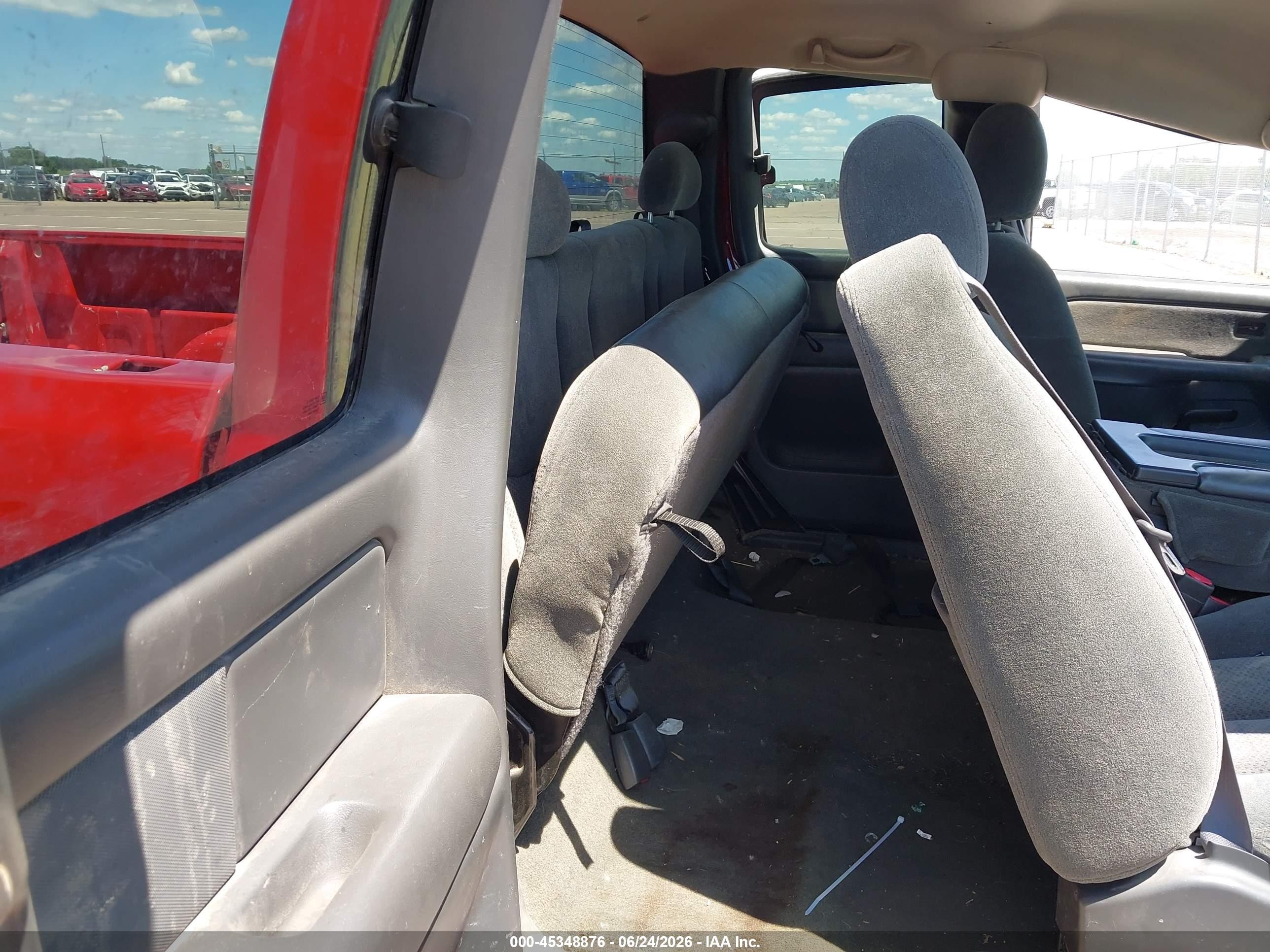 2003 Chevrolet Silverado 1500 Ls Красный vin: 2GCEK19T931381696
