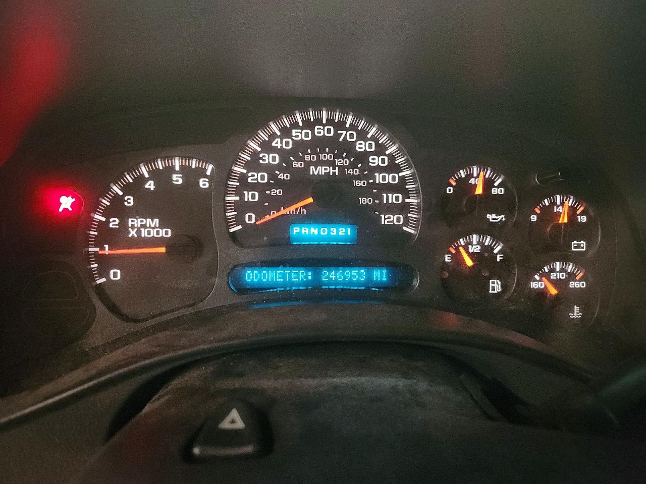 2004 Chevrolet Silverado K1500 Tan vin: 2GCEK19T941158124
