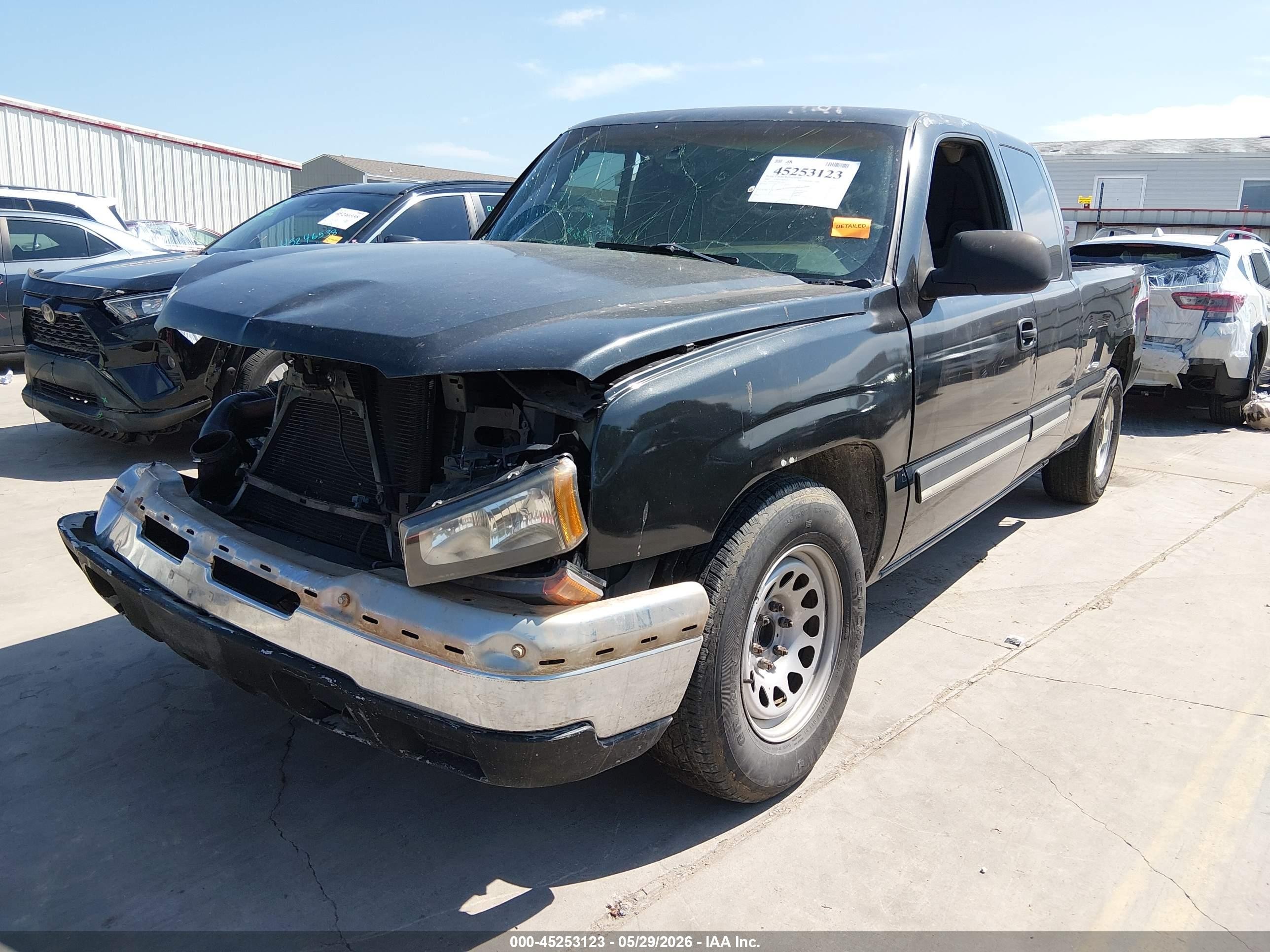 2004 Chevrolet Silverado 1500 Ls Black vin: 2GCEK19T941259471