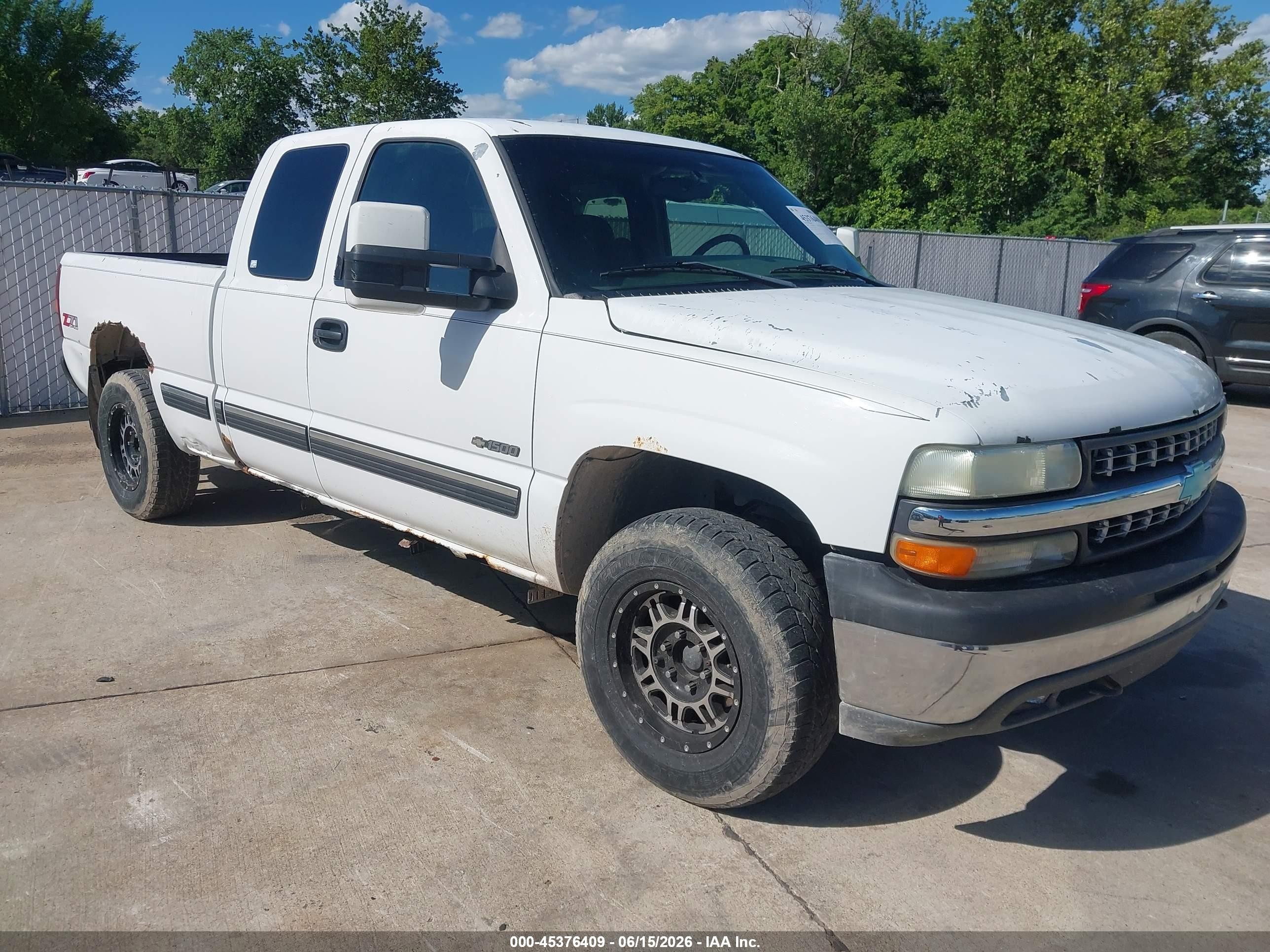 2002 Chevrolet Silverado 1500 Ls White vin: 2GCEK19TX21339875