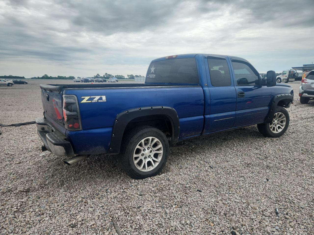 2003 Chevrolet Silverado K1500 Blue vin: 2GCEK19TX31122215