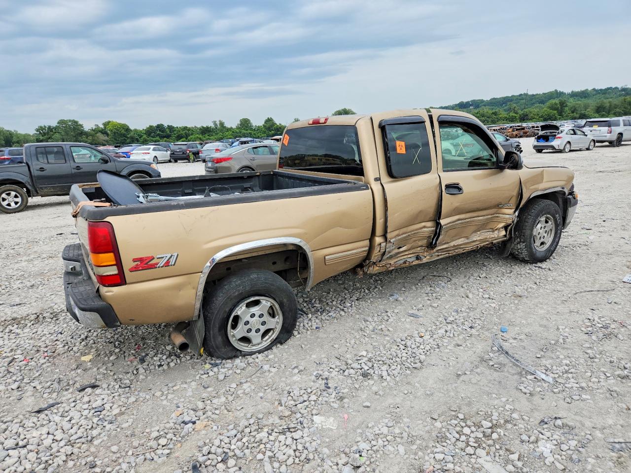 1999 Chevrolet Silverado K1500 Gold vin: 2GCEK19TXX1207786