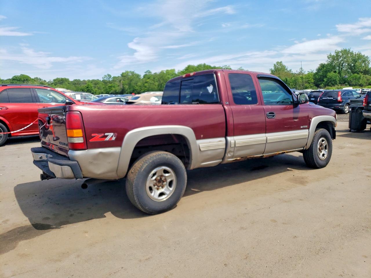 2000 Chevrolet Silverado K1500 Burgundy vin: 2GCEK19TXY1145615