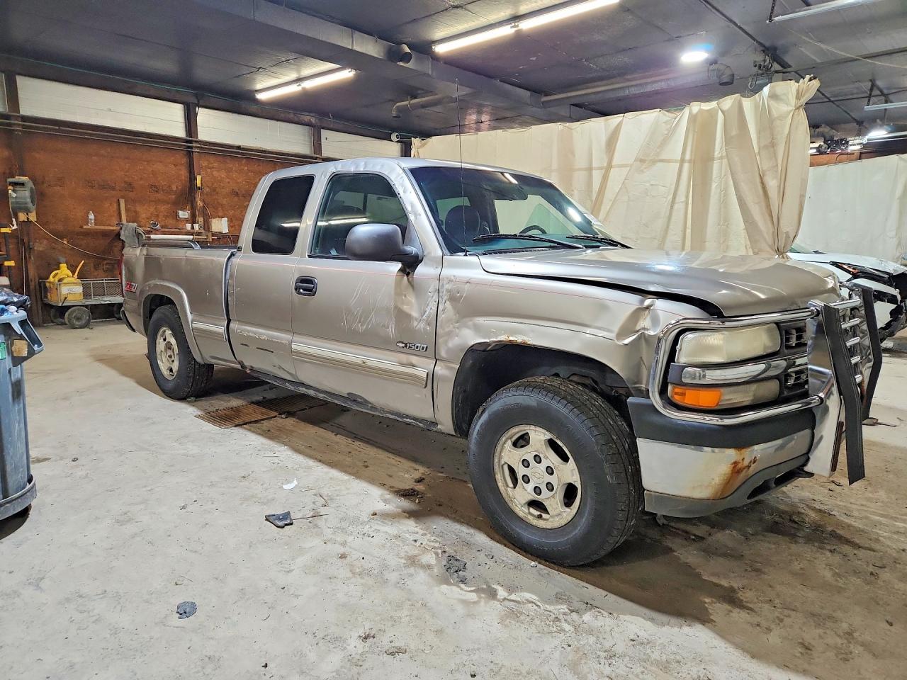 2000 Chevrolet Silverado K1500 Beige vin: 2GCEK19TXY1178209