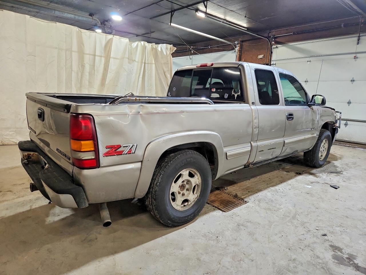 2000 Chevrolet Silverado K1500 Beige vin: 2GCEK19TXY1178209