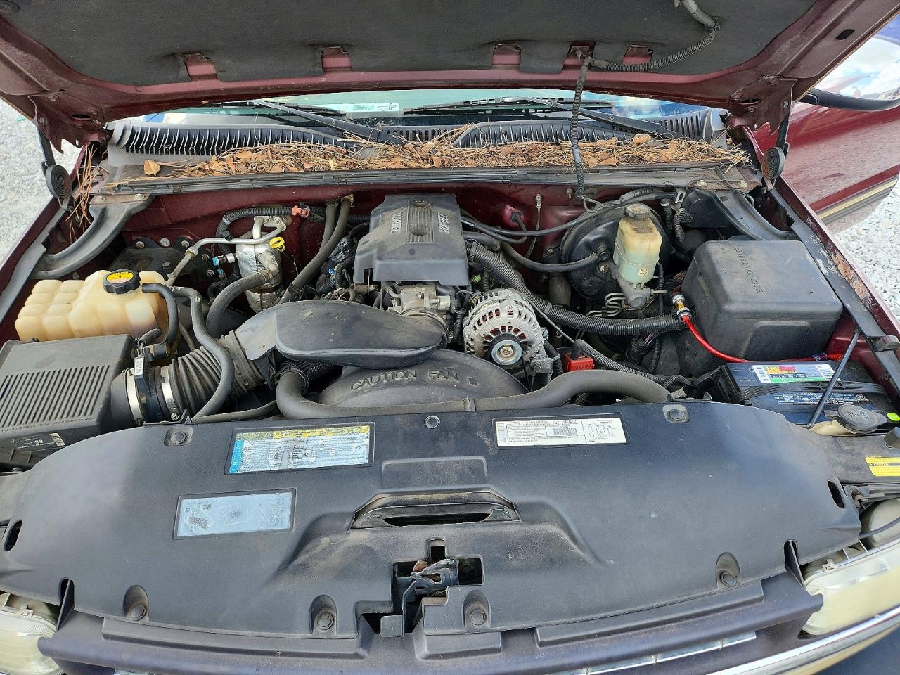 2000 Chevrolet Silverado K1500 Темно-бордовый vin: 2GCEK19TXY1256181