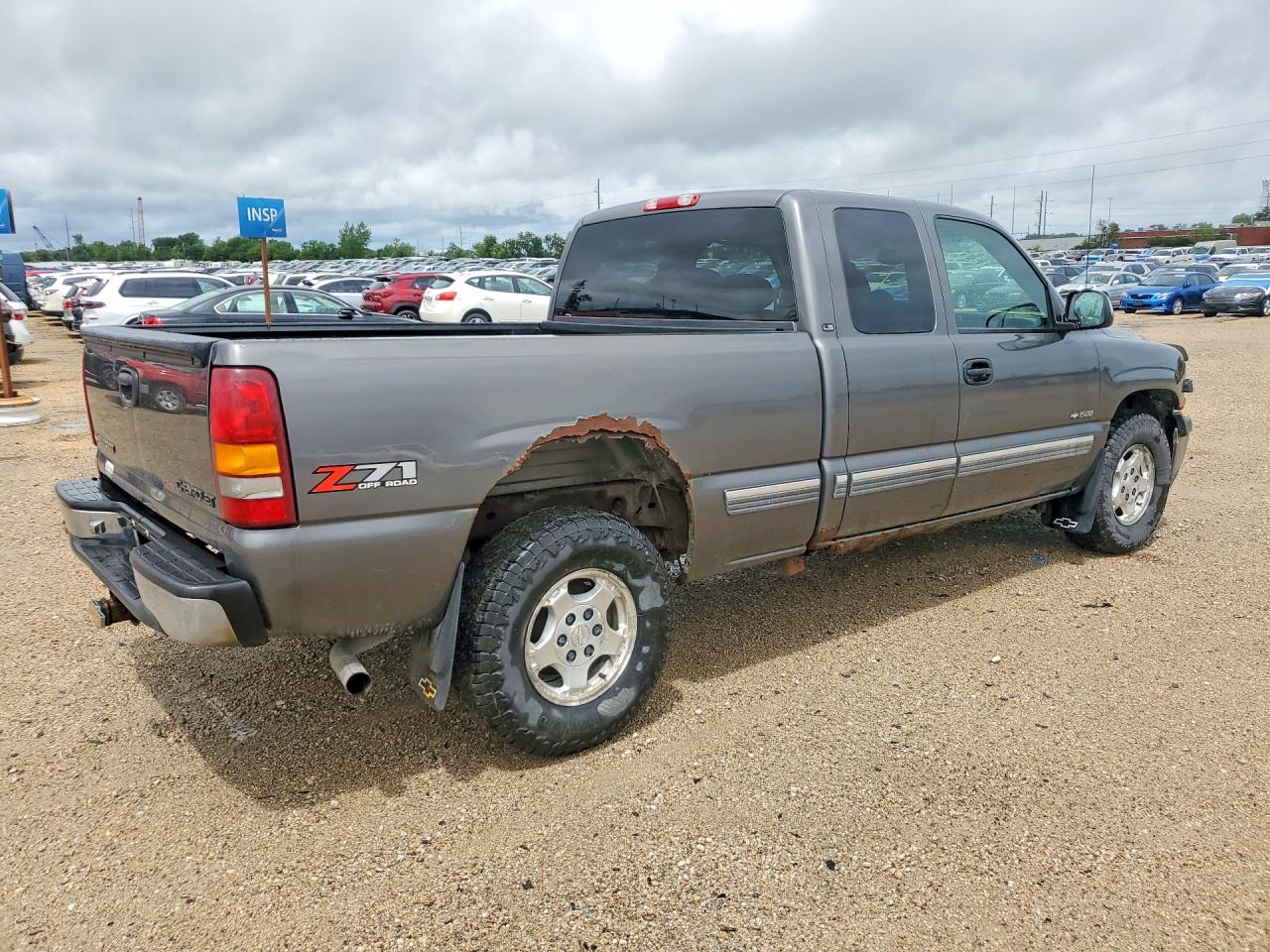 2000 Chevrolet Silverado K1500 Charcoal vin: 2GCEK19TXY1320557