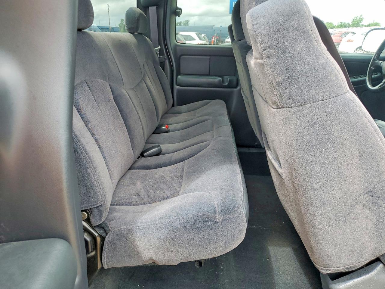 2000 Chevrolet Silverado K1500 Charcoal vin: 2GCEK19TXY1320557