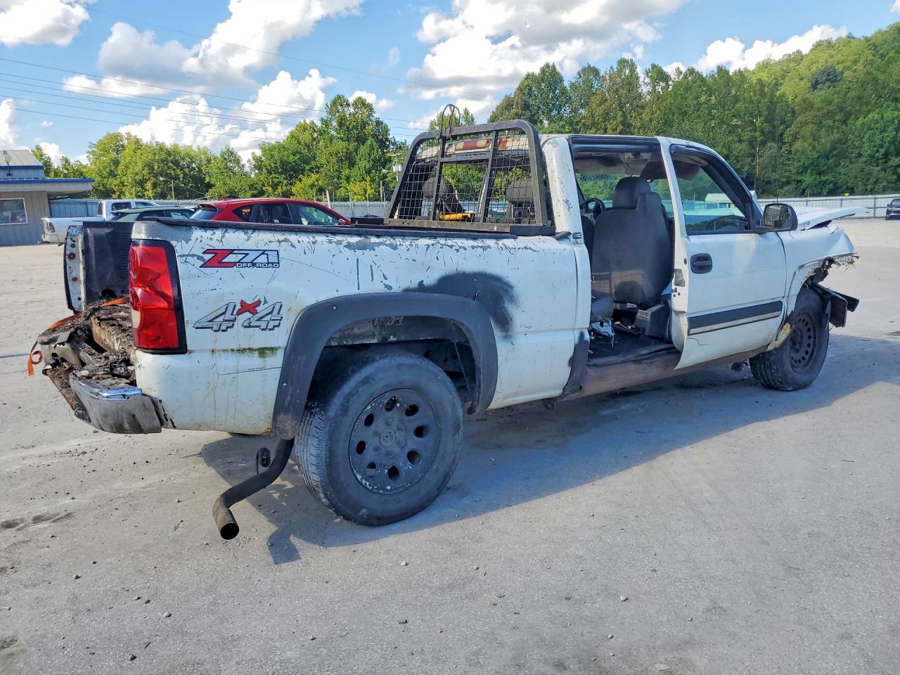 2004 Chevrolet Silverado K1500 White vin: 2GCEK19V041259666