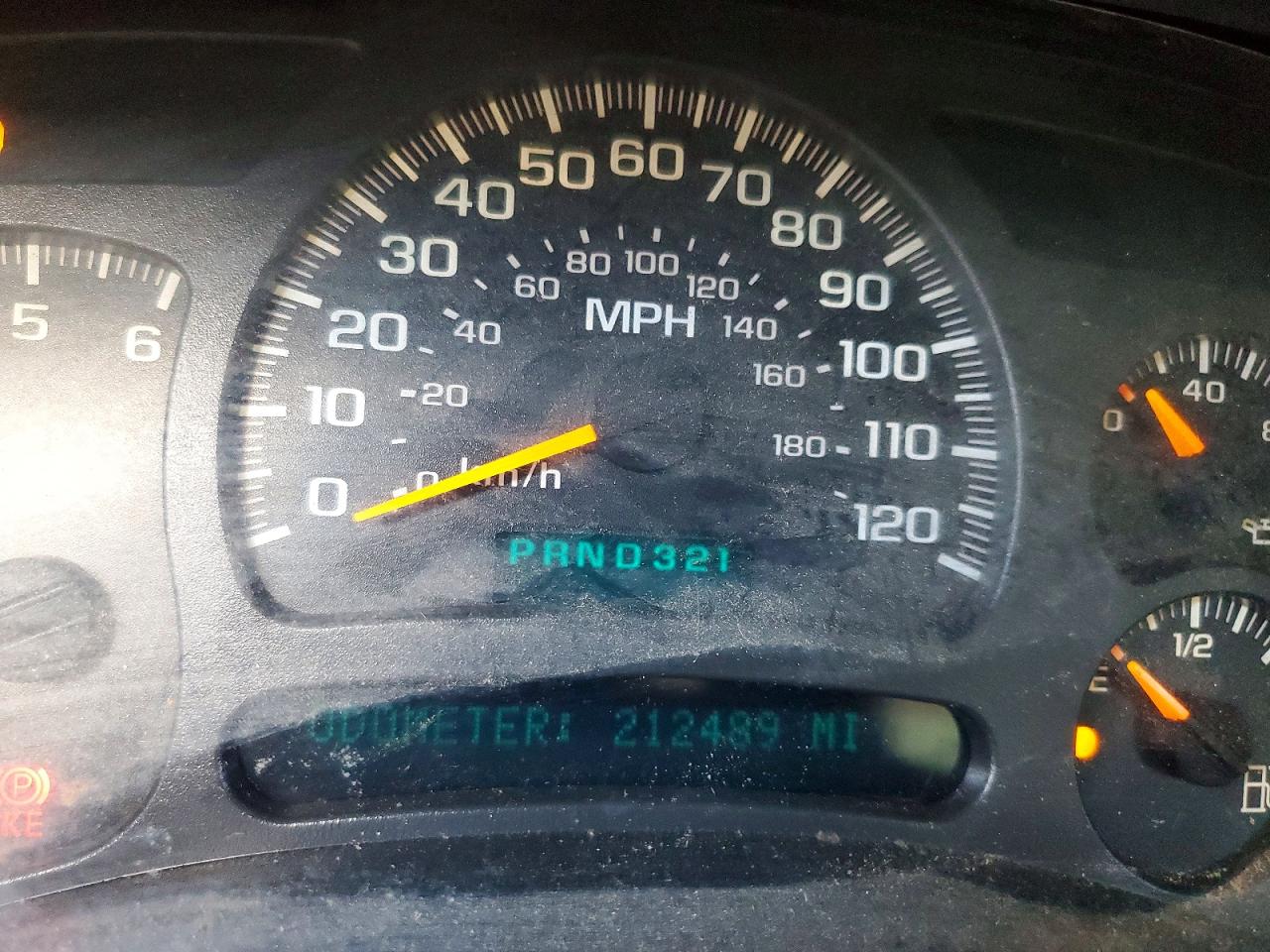 2004 Chevrolet Silverado K1500 White vin: 2GCEK19V041259666