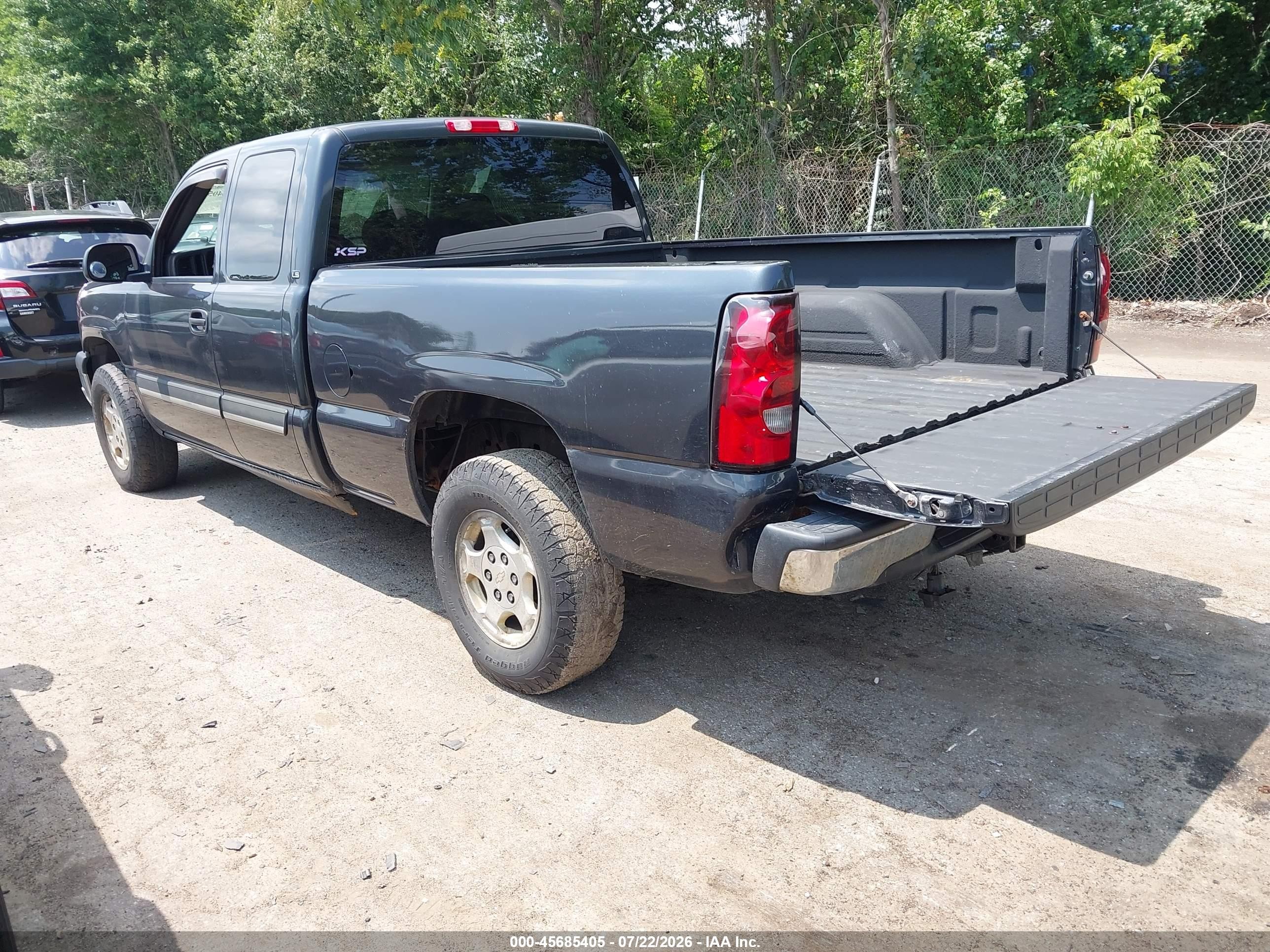 2004 Chevrolet Silverado 1500 Ls Black vin: 2GCEK19V141166316