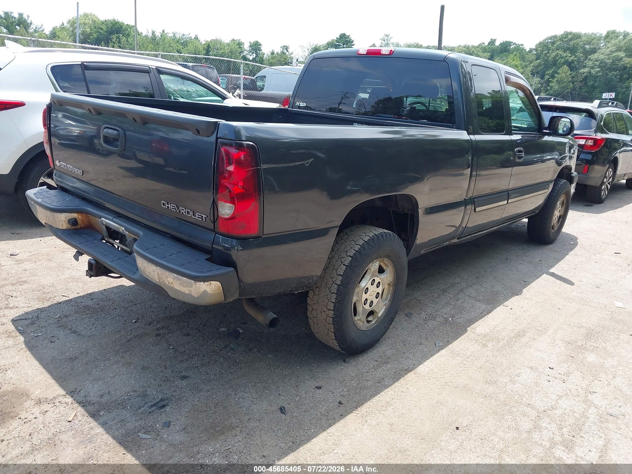 2004 Chevrolet Silverado 1500 Ls Black vin: 2GCEK19V141166316