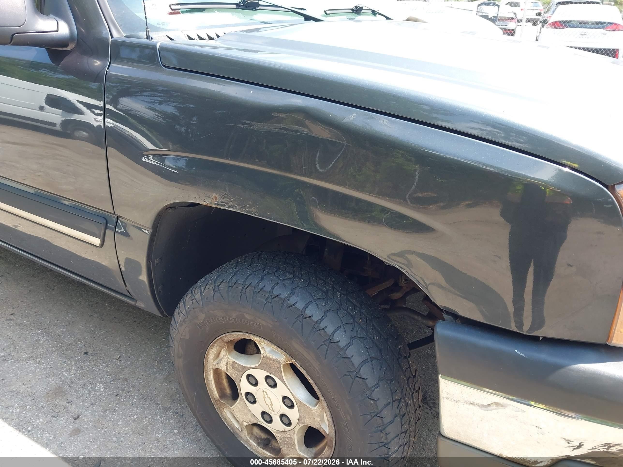2004 Chevrolet Silverado 1500 Ls Black vin: 2GCEK19V141166316