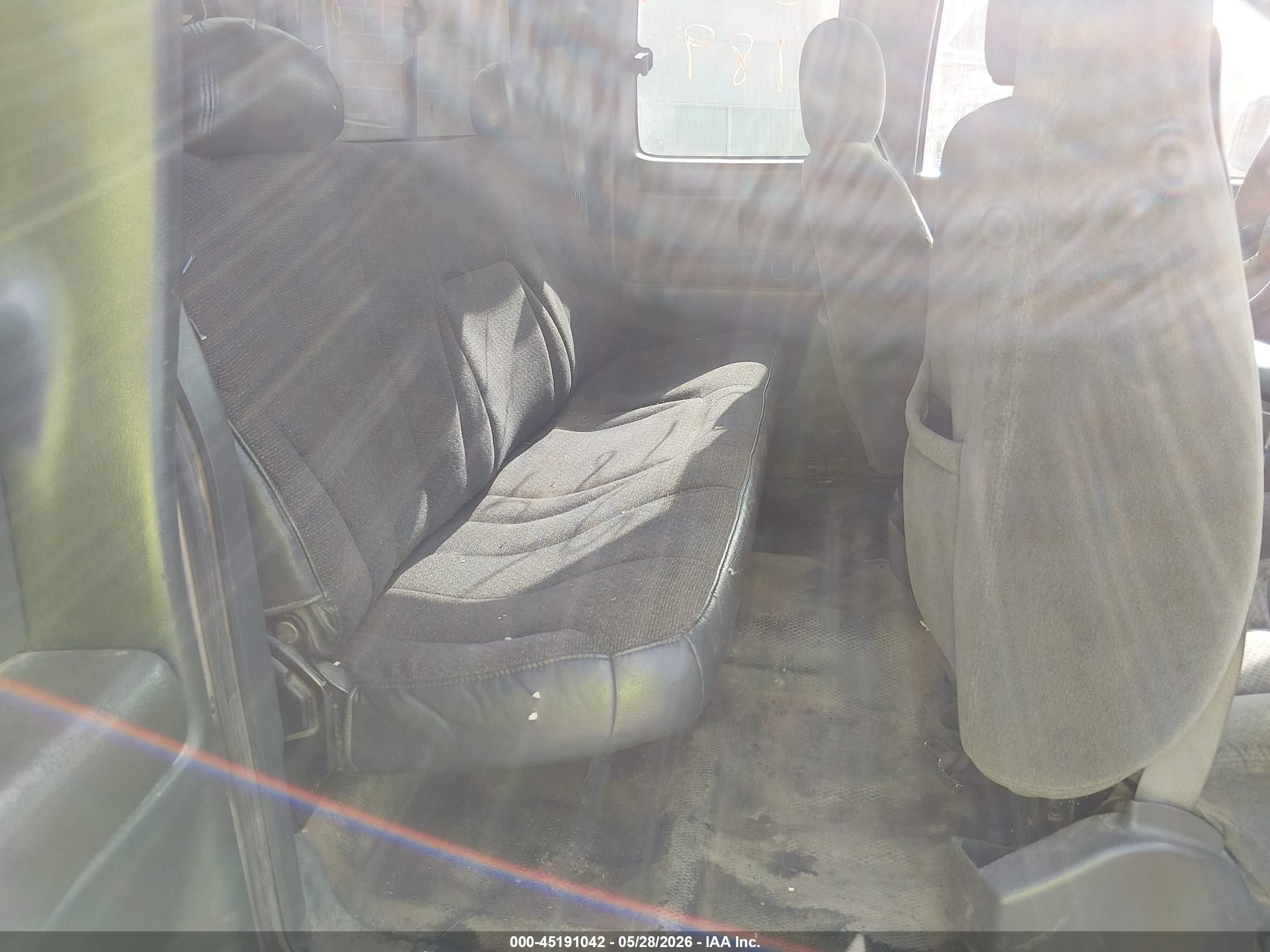 2000 Chevrolet Silverado 1500 Ls/lt Gray vin: 2GCEK19V1Y1208943