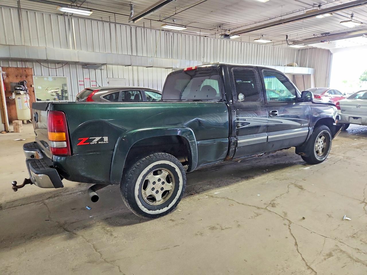 2002 Chevrolet Silverado K1500 Black vin: 2GCEK19V321251638