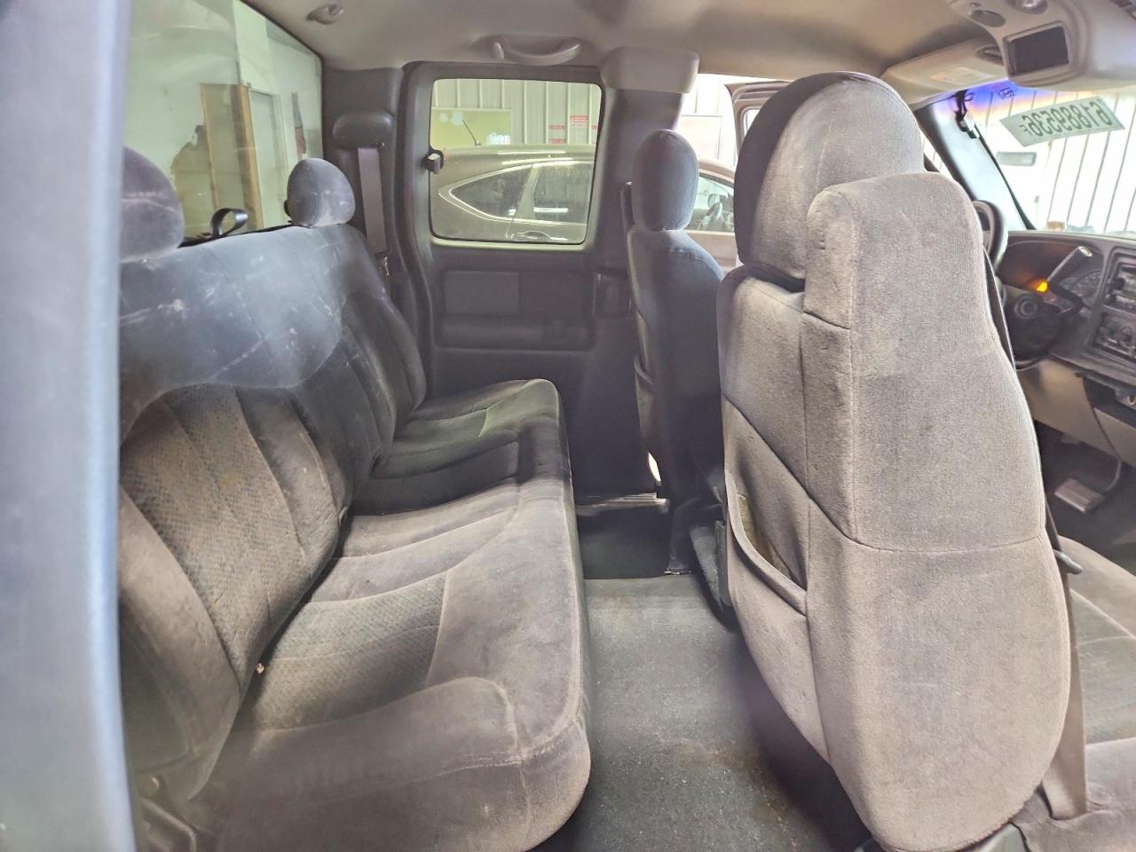 2002 Chevrolet Silverado K1500 Black vin: 2GCEK19V321251638