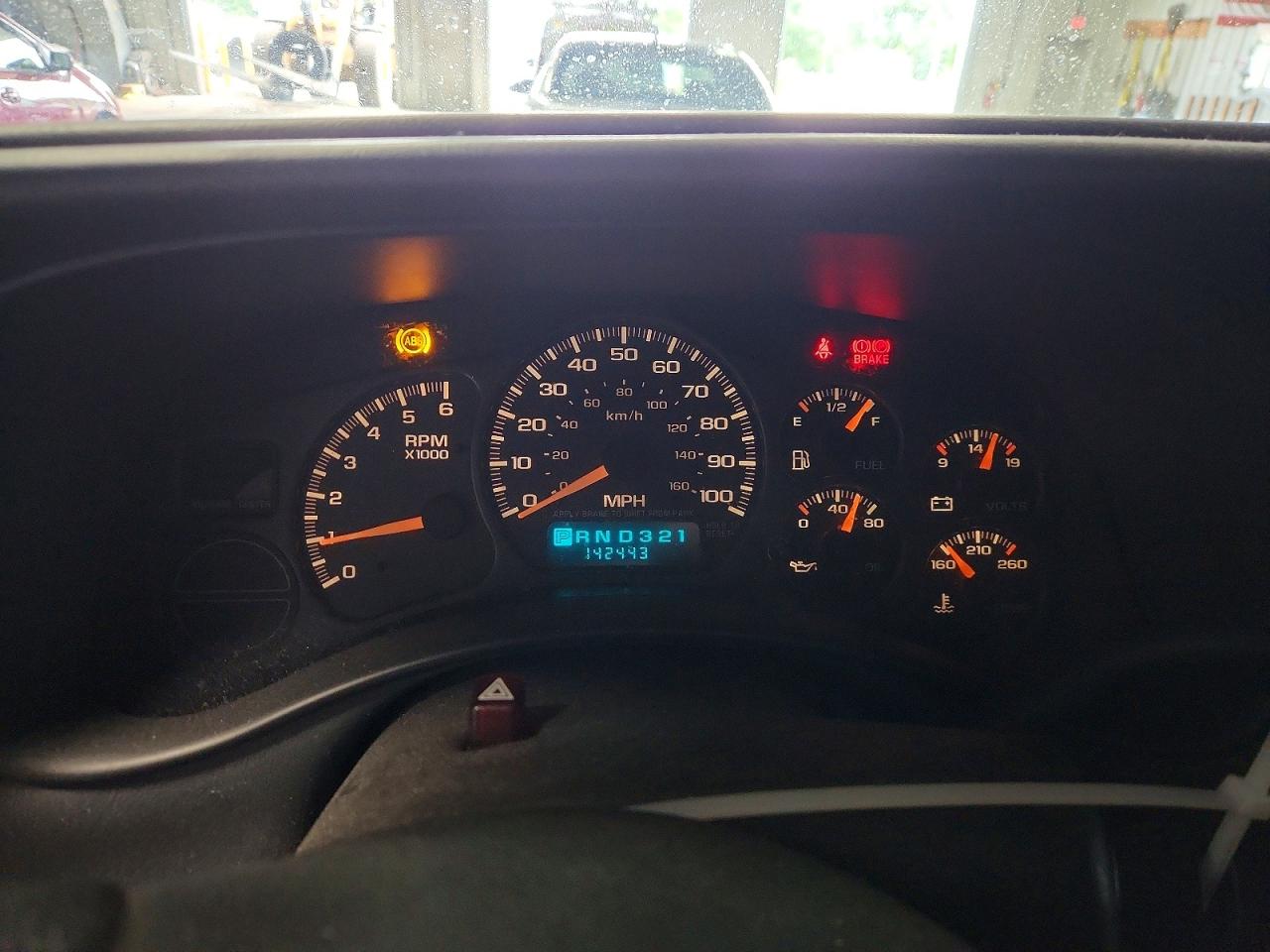 2002 Chevrolet Silverado K1500 Black vin: 2GCEK19V321251638
