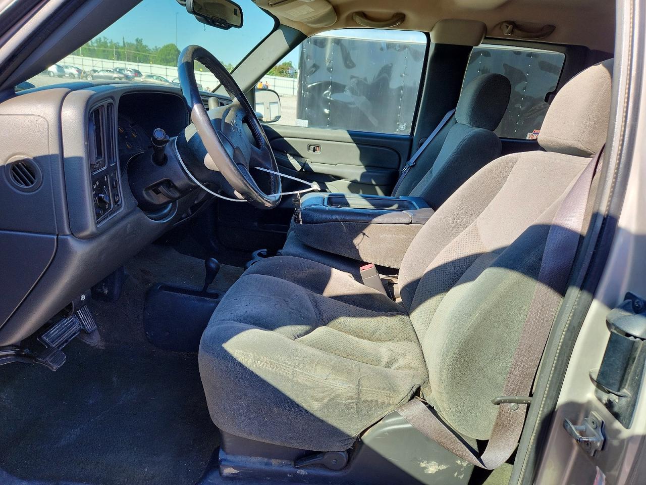 2004 Chevrolet Silverado K1500 Silver vin: 2GCEK19V341250542