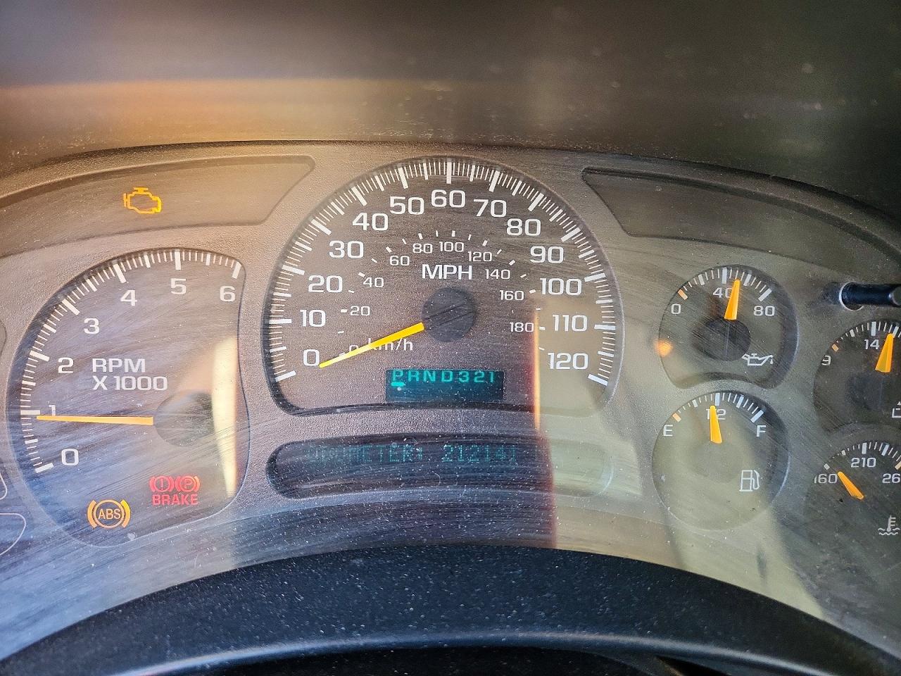 2004 Chevrolet Silverado K1500 Silver vin: 2GCEK19V341250542