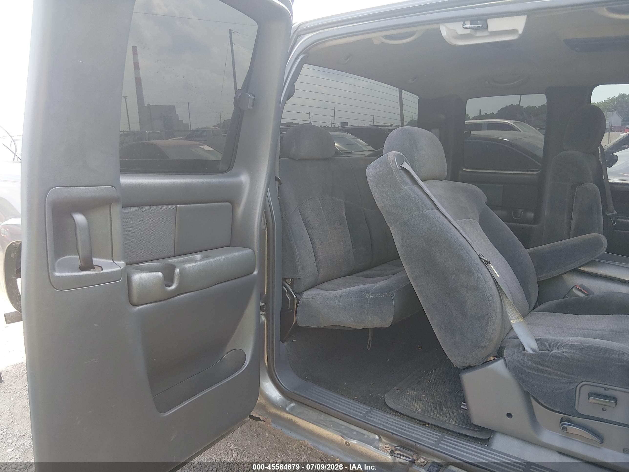 2000 Chevrolet Silverado 1500 Ls Gray vin: 2GCEK19V3Y1232791