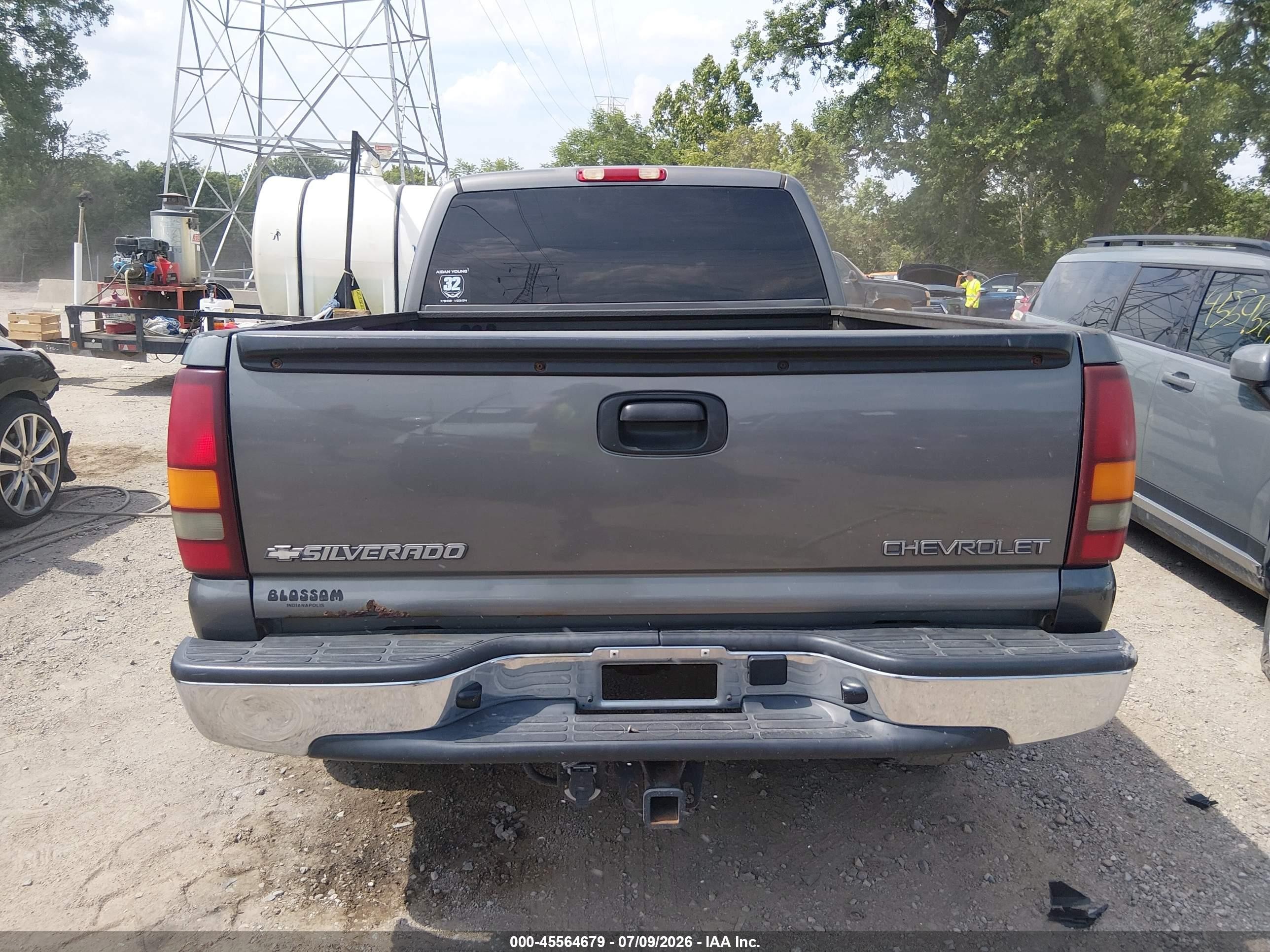 2000 Chevrolet Silverado 1500 Ls Gray vin: 2GCEK19V3Y1232791