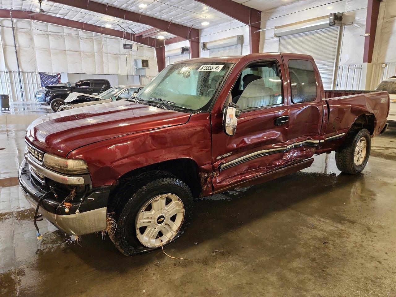 2001 Chevrolet Silverado K1500 Maroon vin: 2GCEK19V511401666
