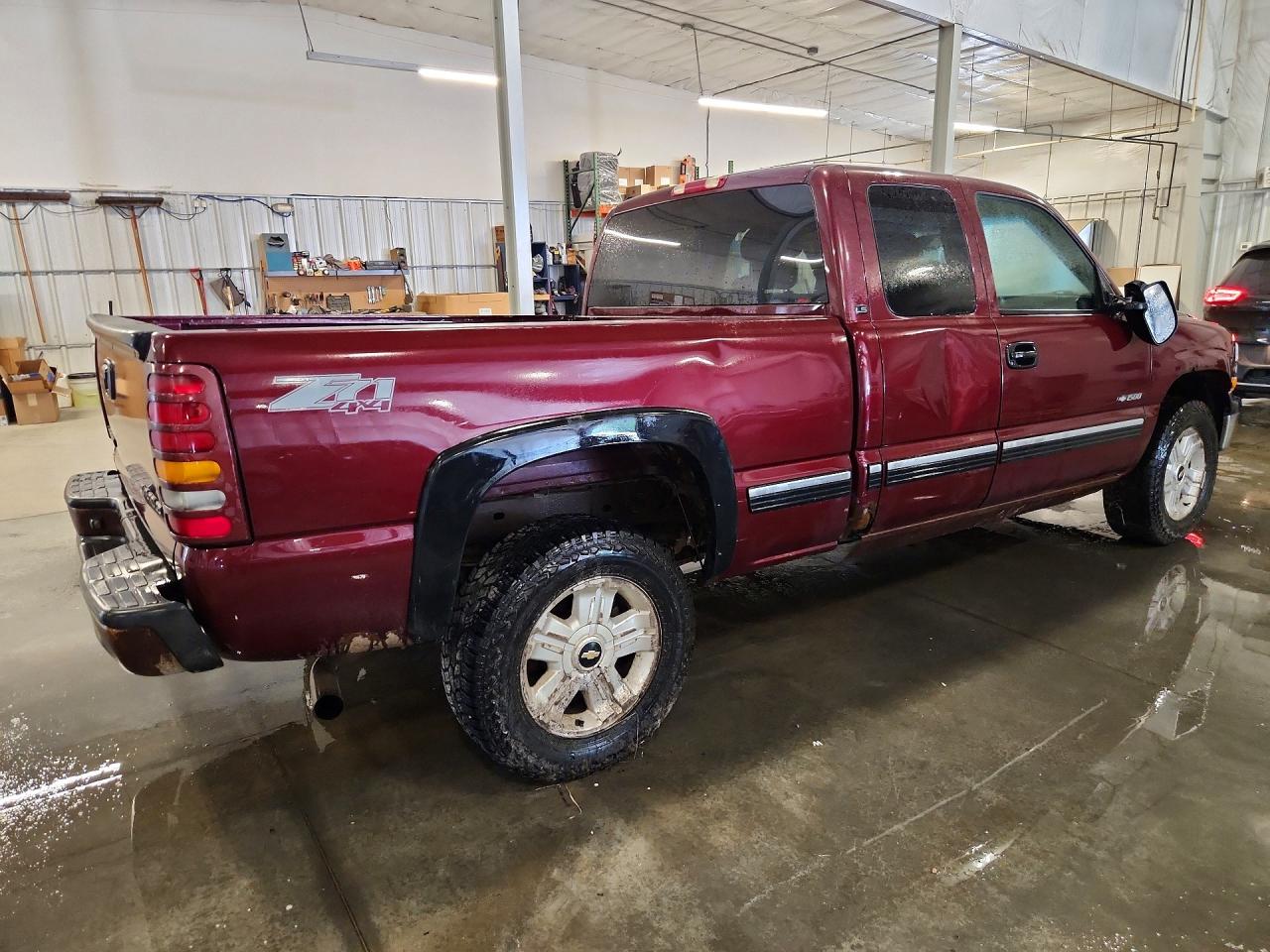 2001 Chevrolet Silverado K1500 Maroon vin: 2GCEK19V511401666