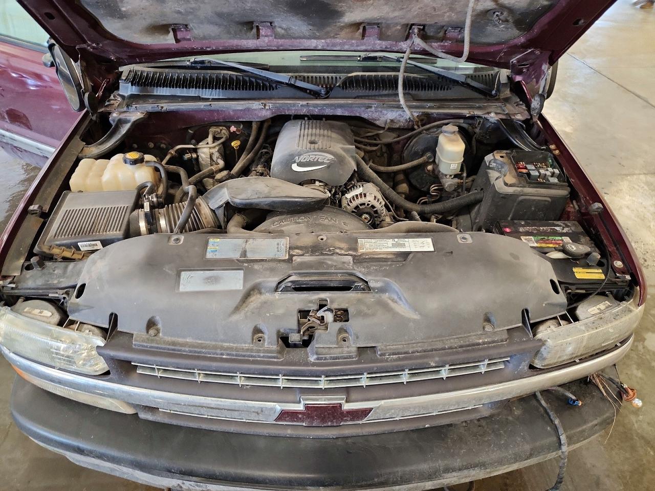 2001 Chevrolet Silverado K1500 Maroon vin: 2GCEK19V511401666