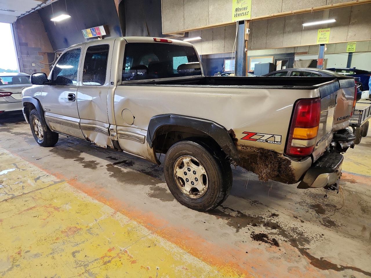 2002 Chevrolet Silverado K1500 Brown vin: 2GCEK19V621404593