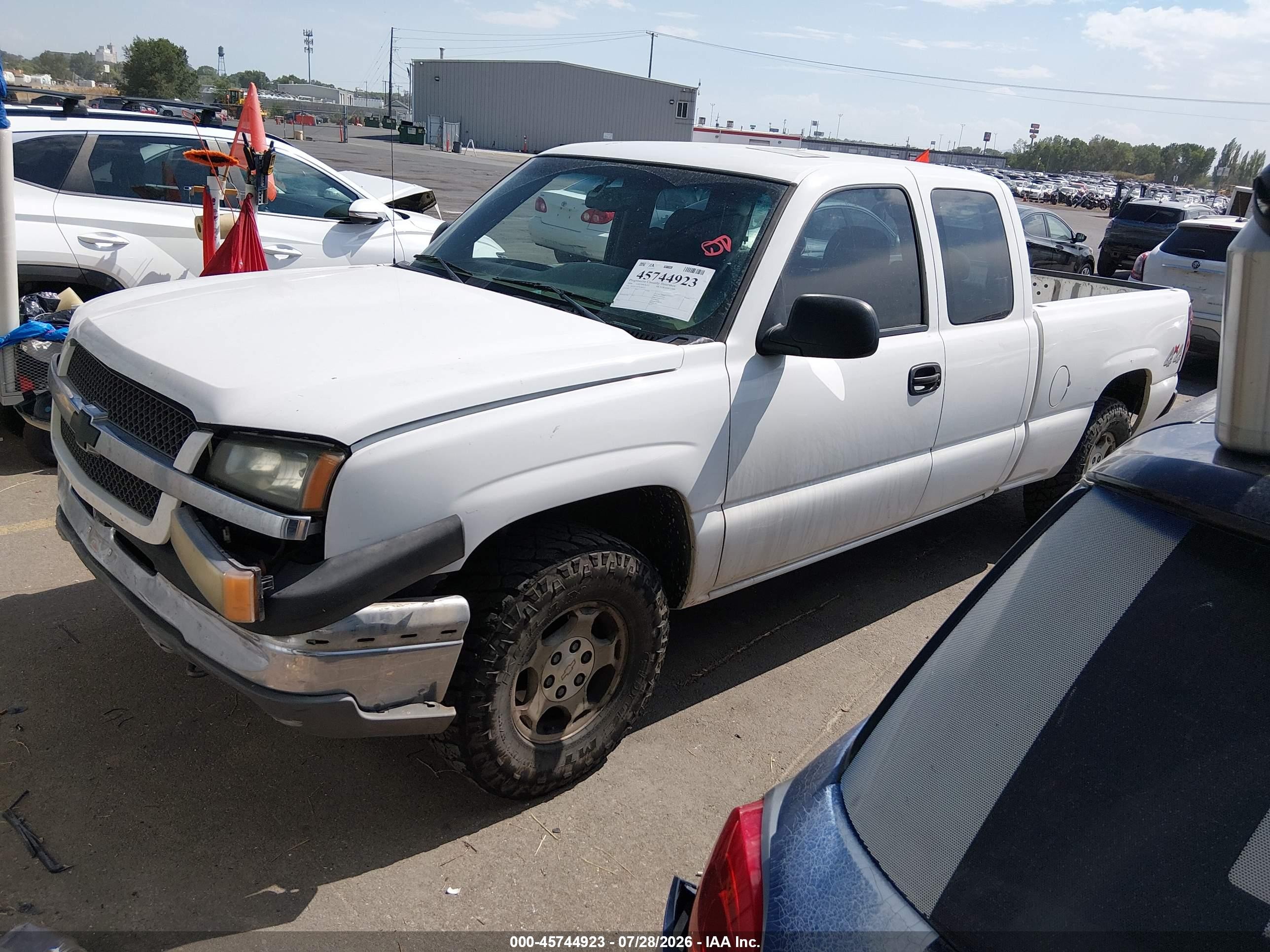 2004 Chevrolet Silverado 1500 Ls White vin: 2GCEK19V741405531