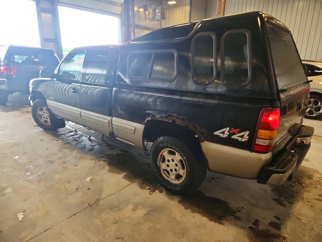 1999 Chevrolet Silverado K1500 Black vin: 2GCEK19V7X1139285