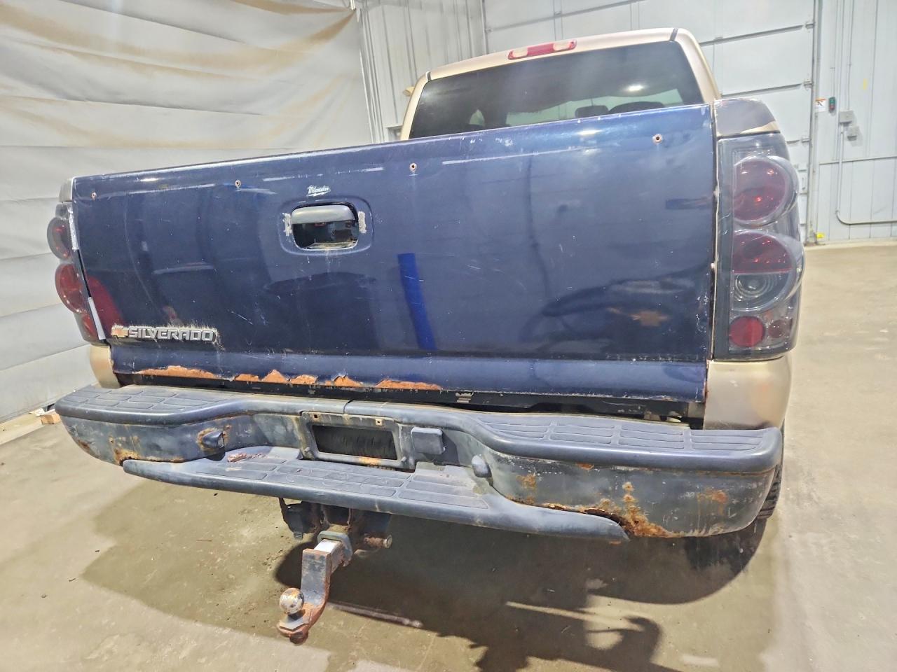 2004 Chevrolet Silverado K1500 Tan vin: 2GCEK19V841130493